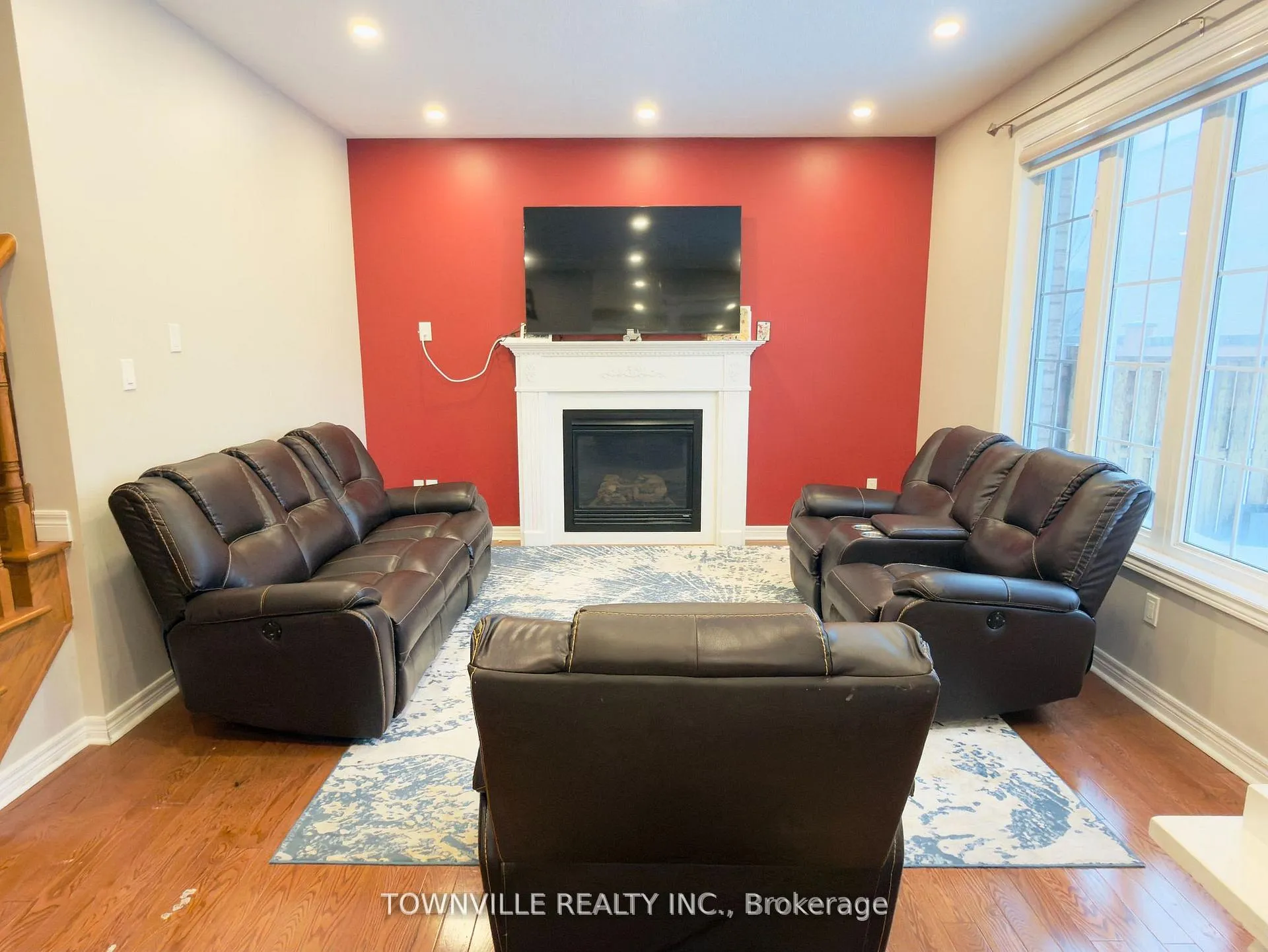 Photo 7 of 26 Messina Avenue, Brampton, Bram West — HOMEH