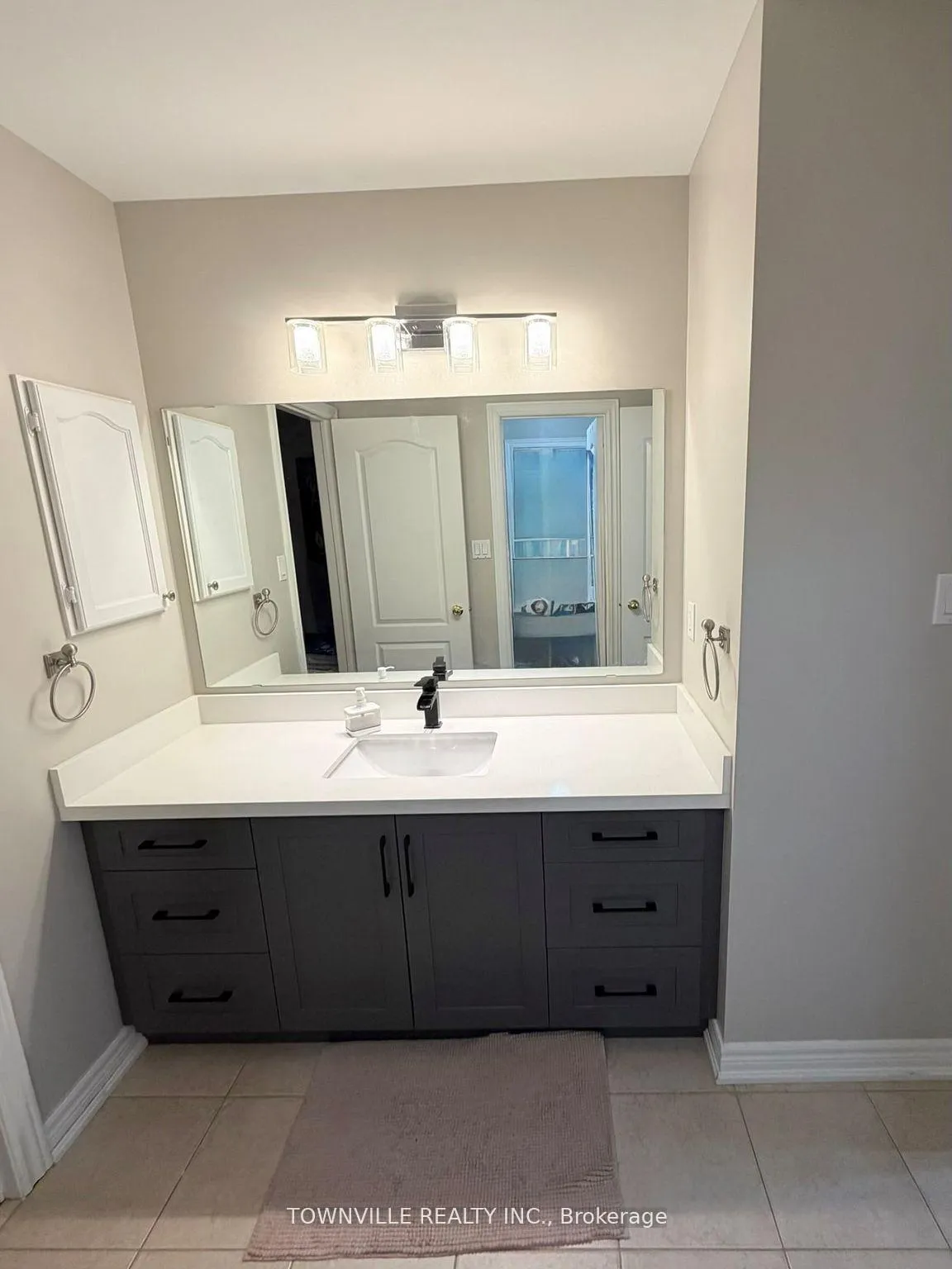 Photo 18 of 26 Messina Avenue, Brampton, Bram West — HOMEH