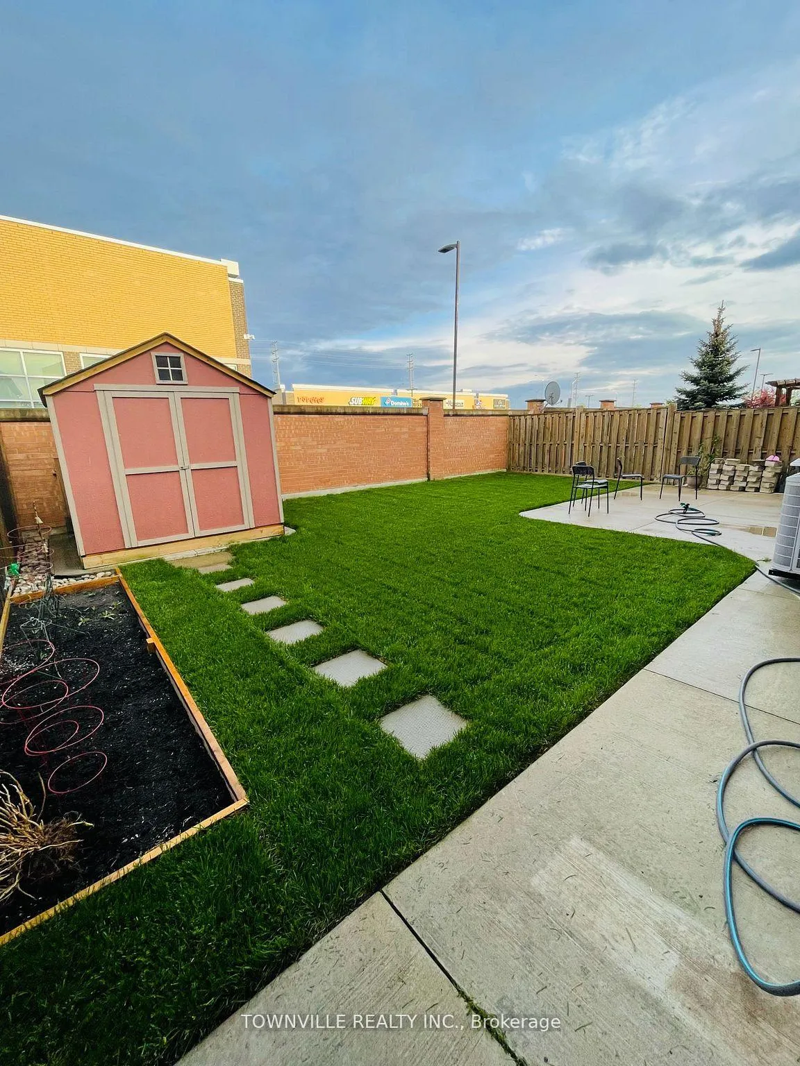 Photo 24 of 26 Messina Avenue, Brampton, Bram West — HOMEH