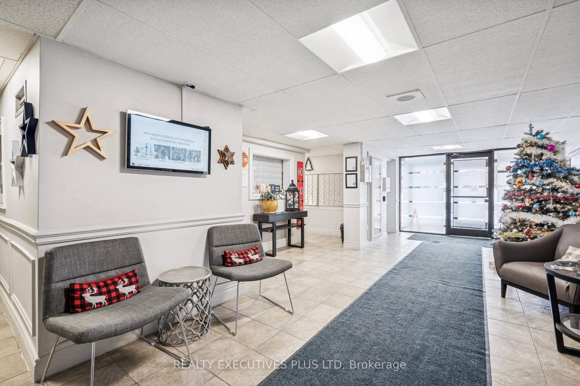 Photo 4 of Unit 303, 64 Benton Street, Kitchener — HOMEH