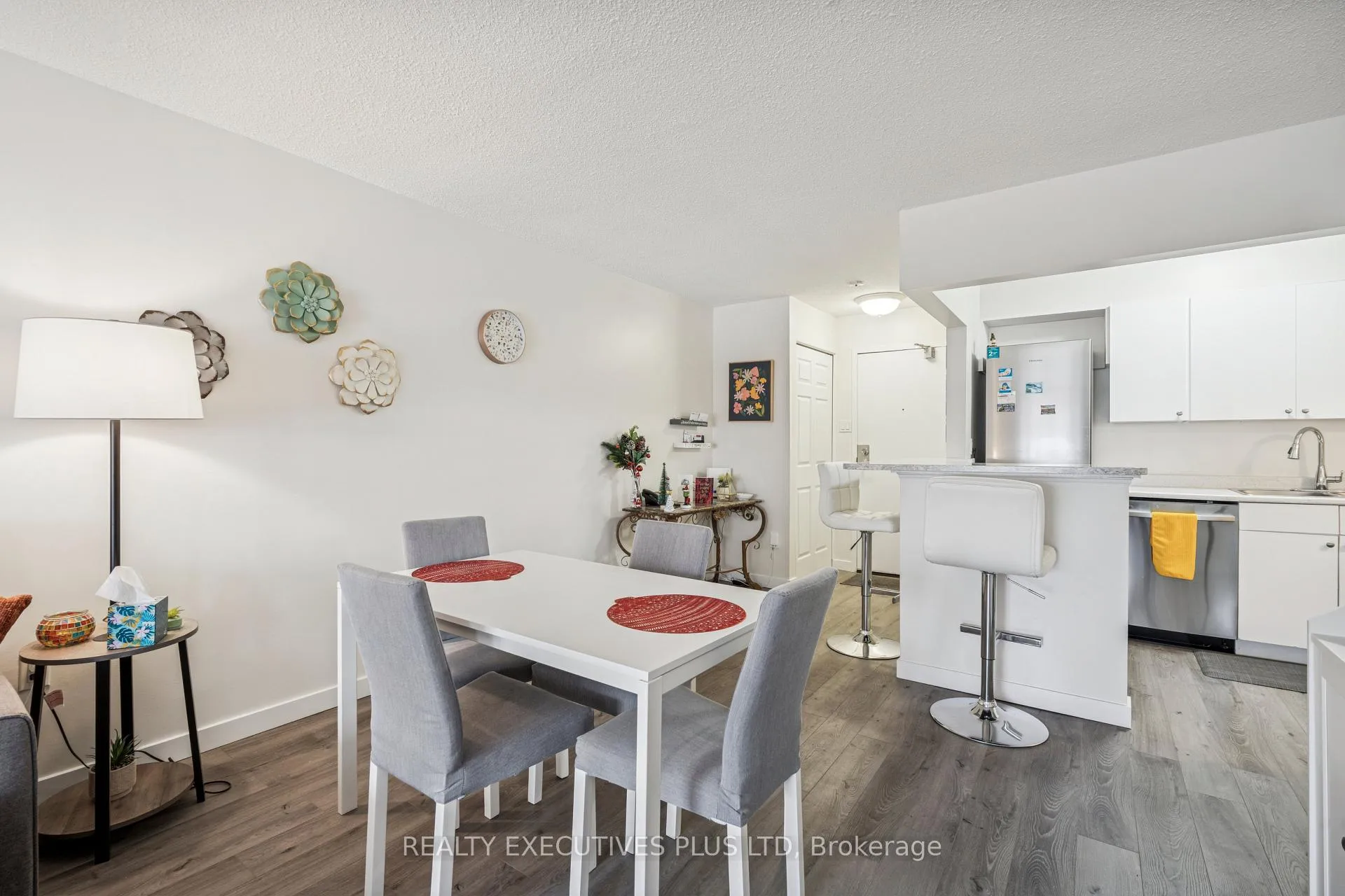 Photo 12 of Unit 303, 64 Benton Street, Kitchener — HOMEH