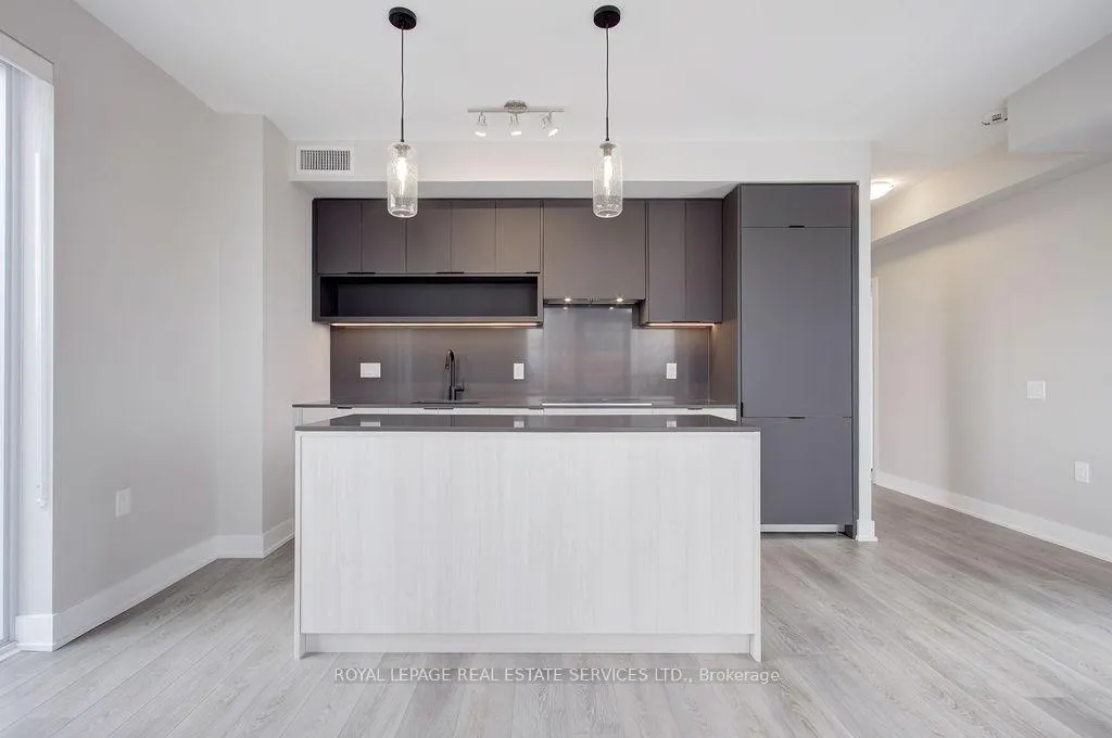 Photo 14 of Unit 708, 2088 James Street, Burlington, Brant — HOMEH