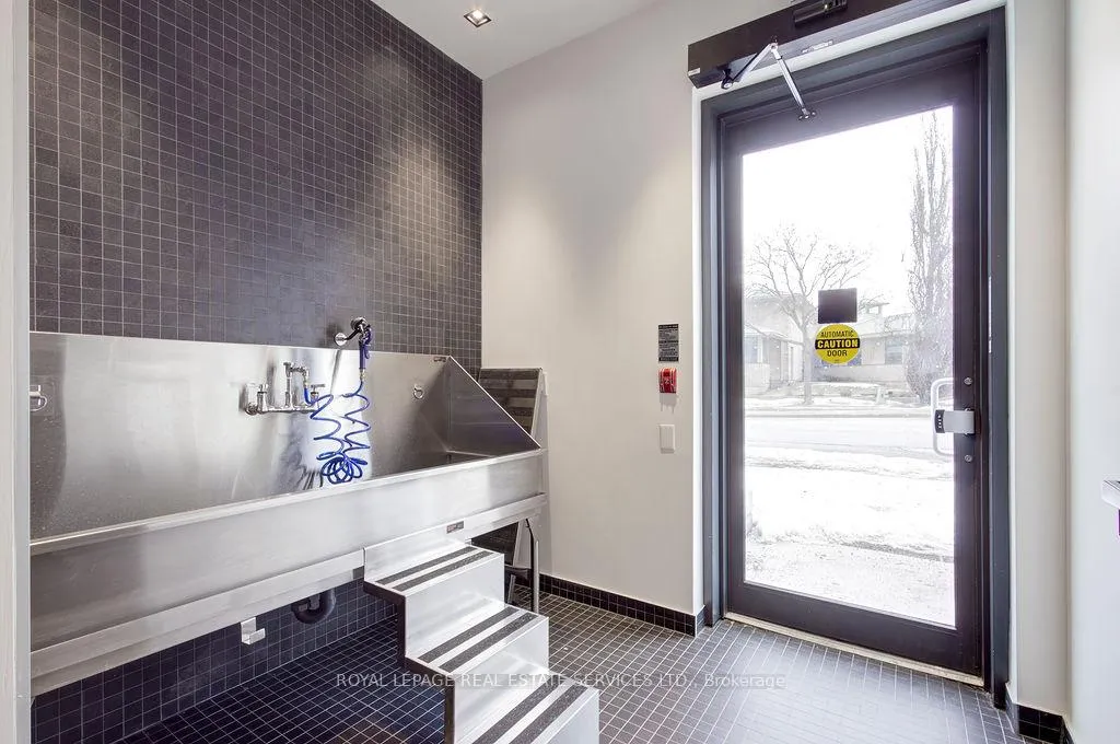 Photo 36 of Unit 708, 2088 James Street, Burlington, Brant — HOMEH