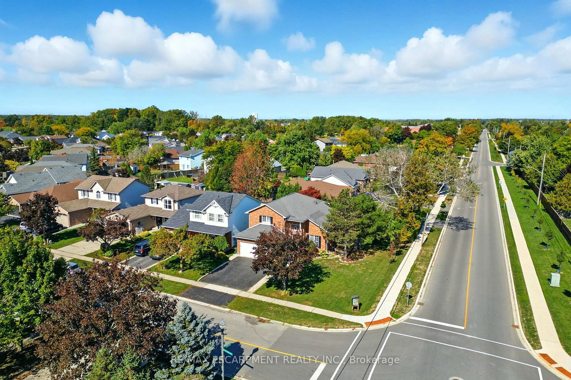 Photo 39 of 2 Caledonia Avenue, Haldimand — HOMEH