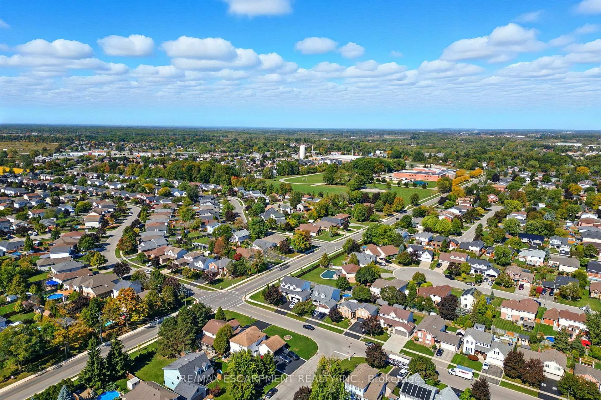 Photo 40 of 2 Caledonia Avenue, Haldimand — HOMEH