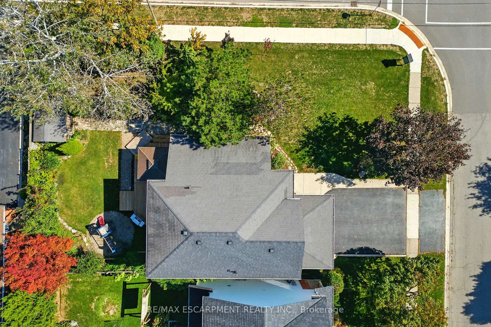 Photo 42 of 2 Caledonia Avenue, Haldimand — HOMEH
