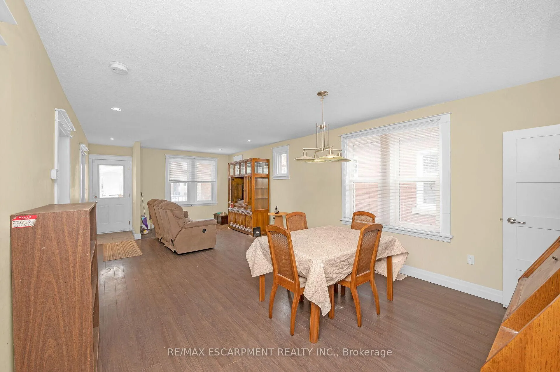 Photo 18 of 246 Ottawa Street S, Hamilton, Delta — HOMEH