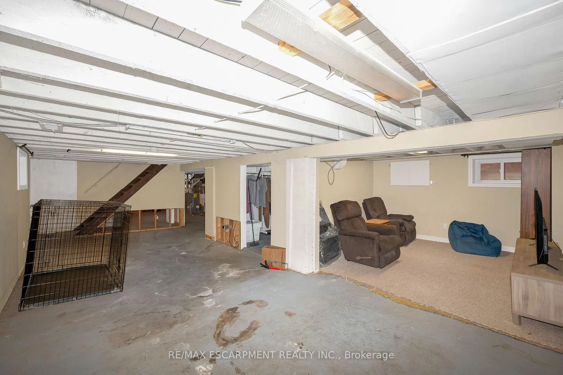 Photo 27 of 246 Ottawa Street S, Hamilton, Delta — HOMEH