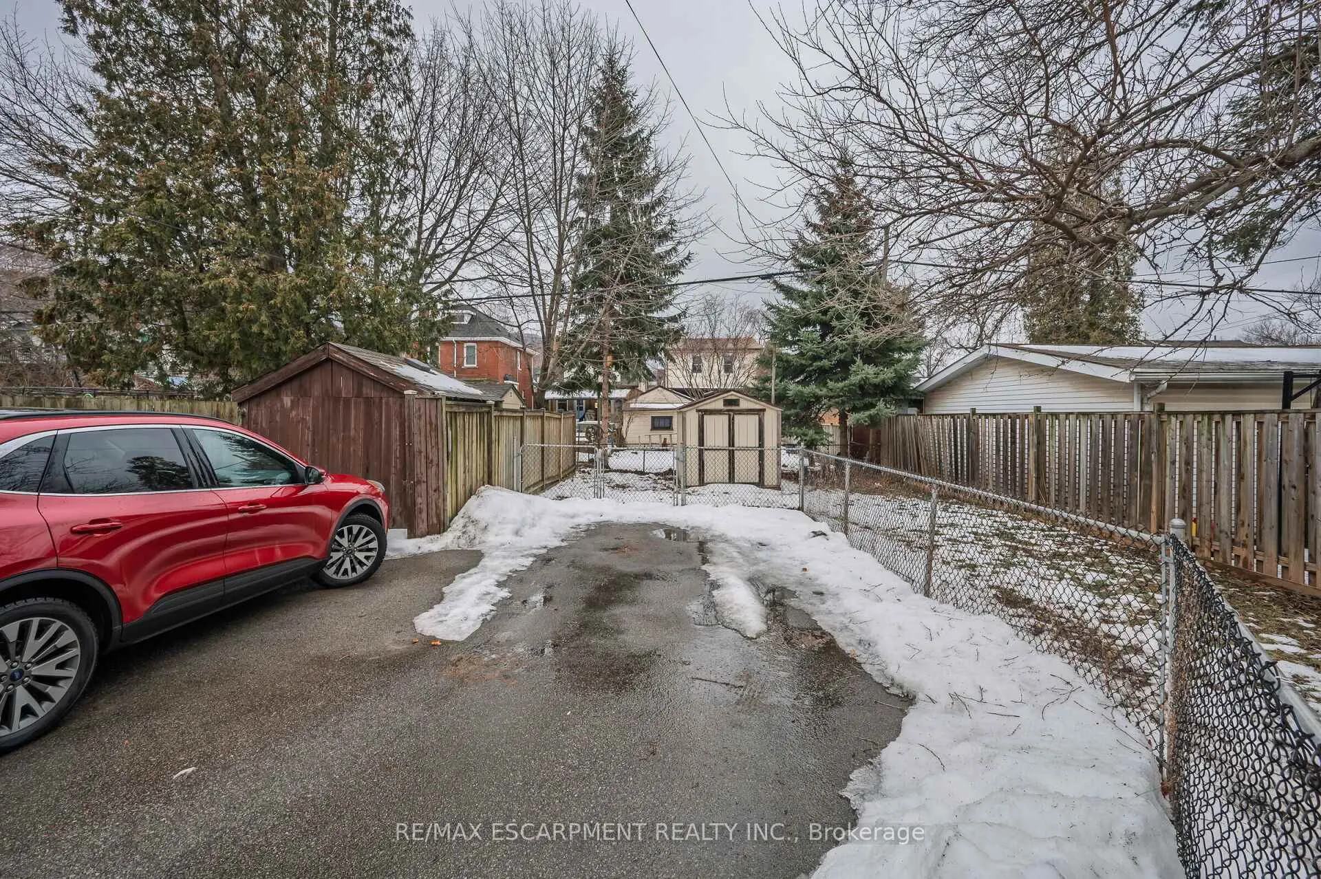 Photo 34 of 246 Ottawa Street S, Hamilton, Delta — HOMEH
