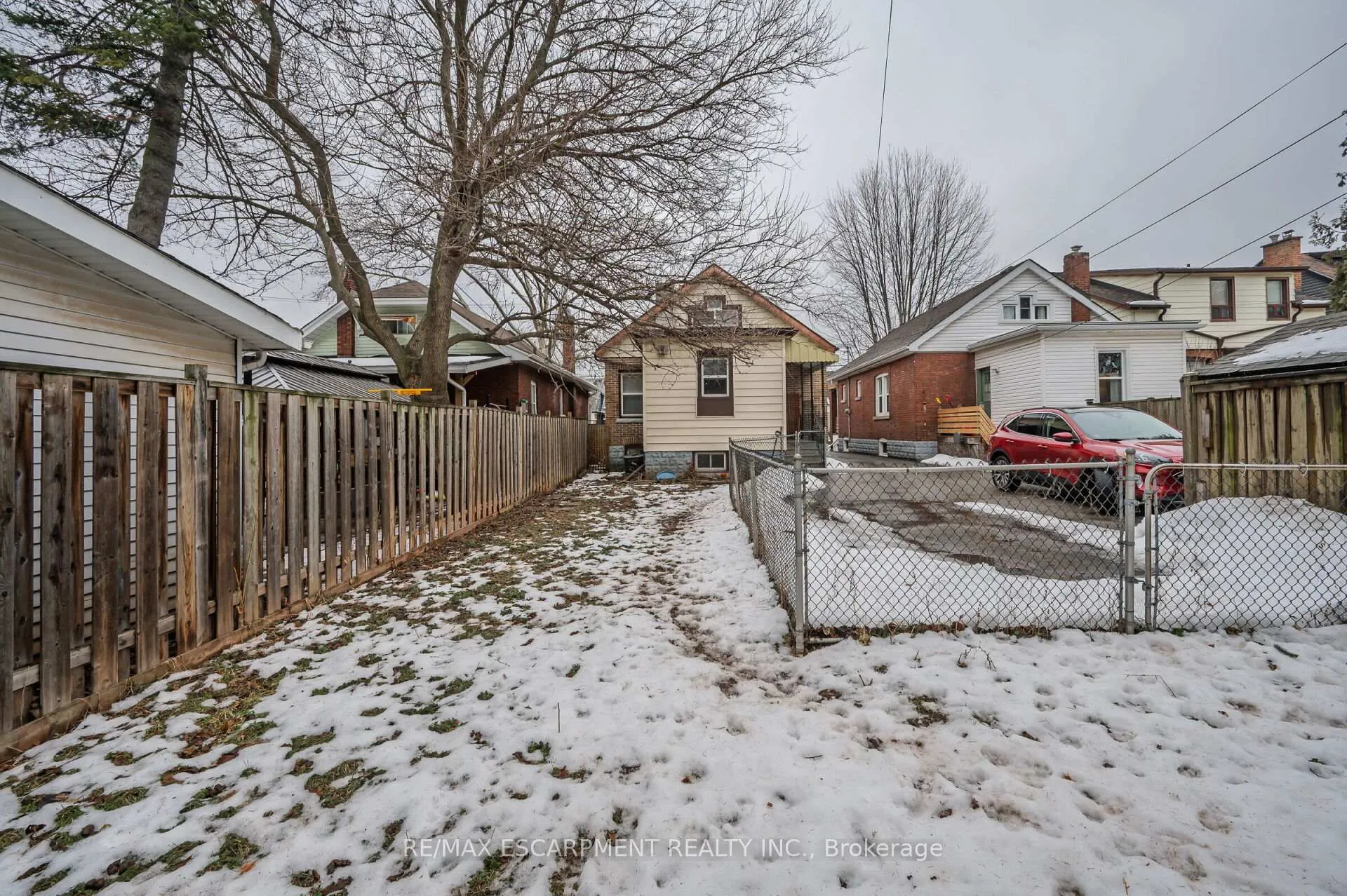 Photo 37 of 246 Ottawa Street S, Hamilton, Delta — HOMEH