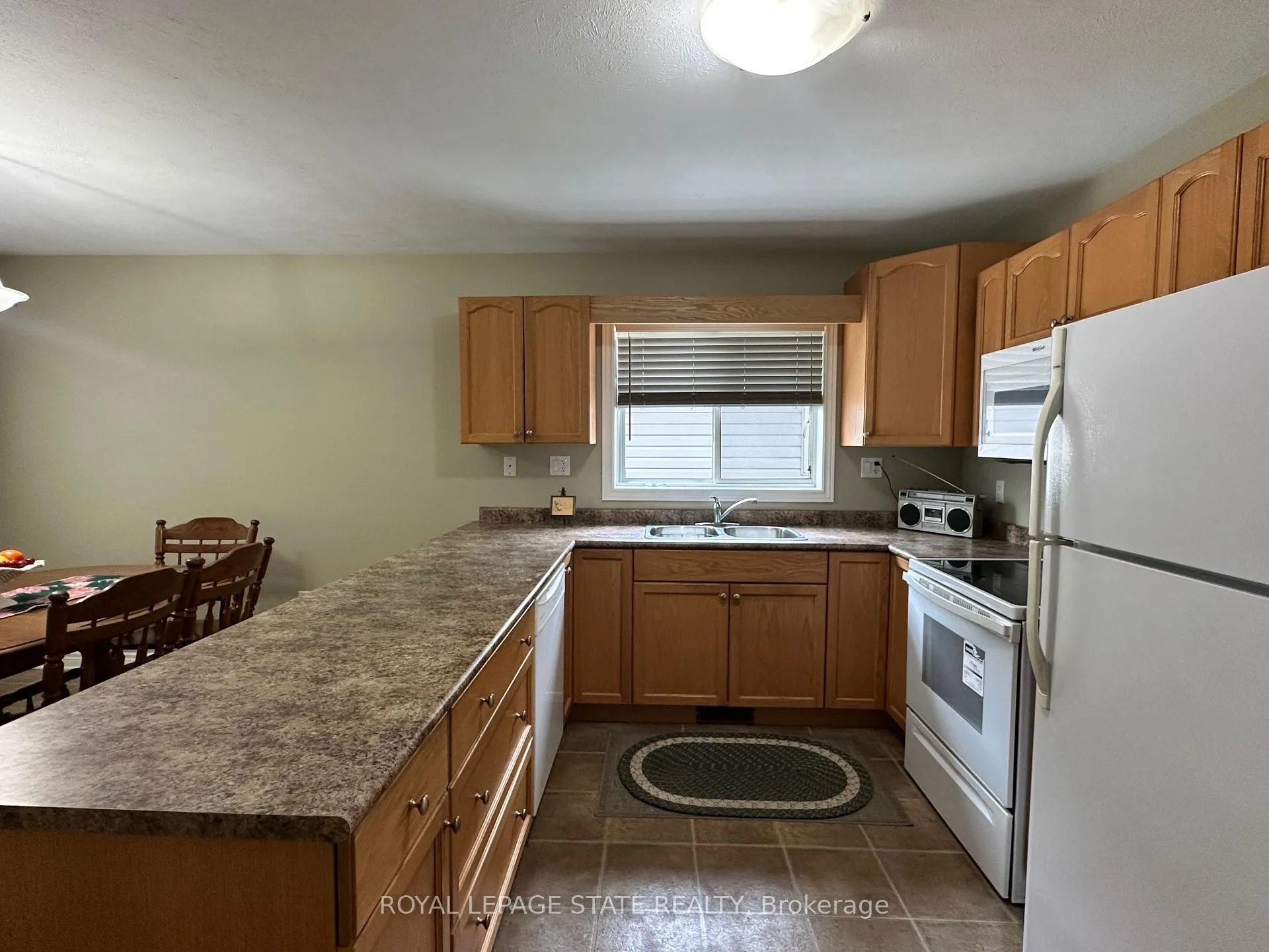 Photo 9 of 154 Forest Street E, Haldimand, Dunnville — HOMEH
