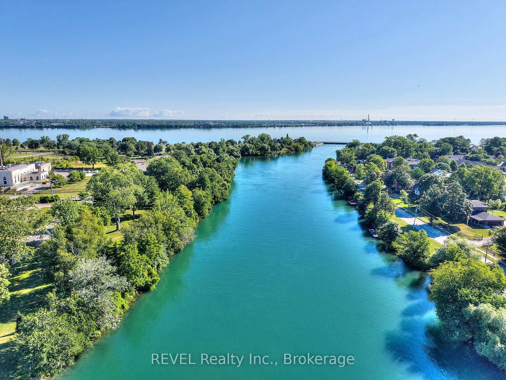 Photo 17 of 3865 Front Street, Niagara Falls, Chippawa — HOMEH