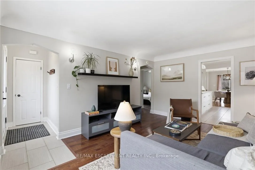 Photo 7 of 32 Audrey Street, Hamilton, Eastmount — HOMEH