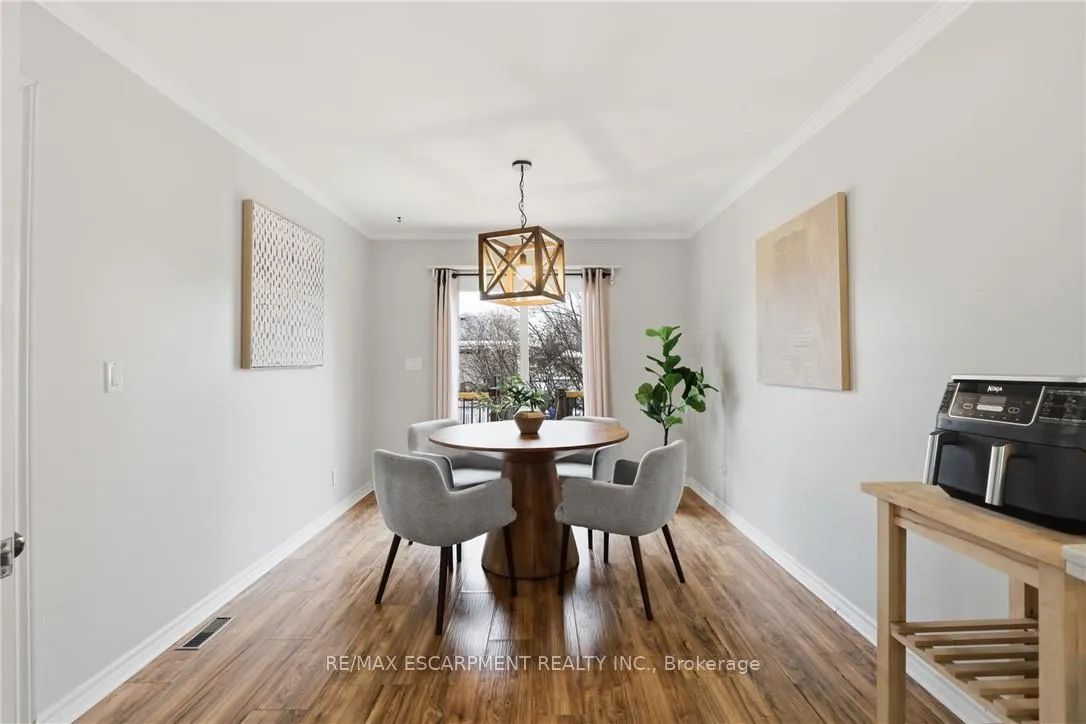 Photo 20 of 32 Audrey Street, Hamilton, Eastmount — HOMEH