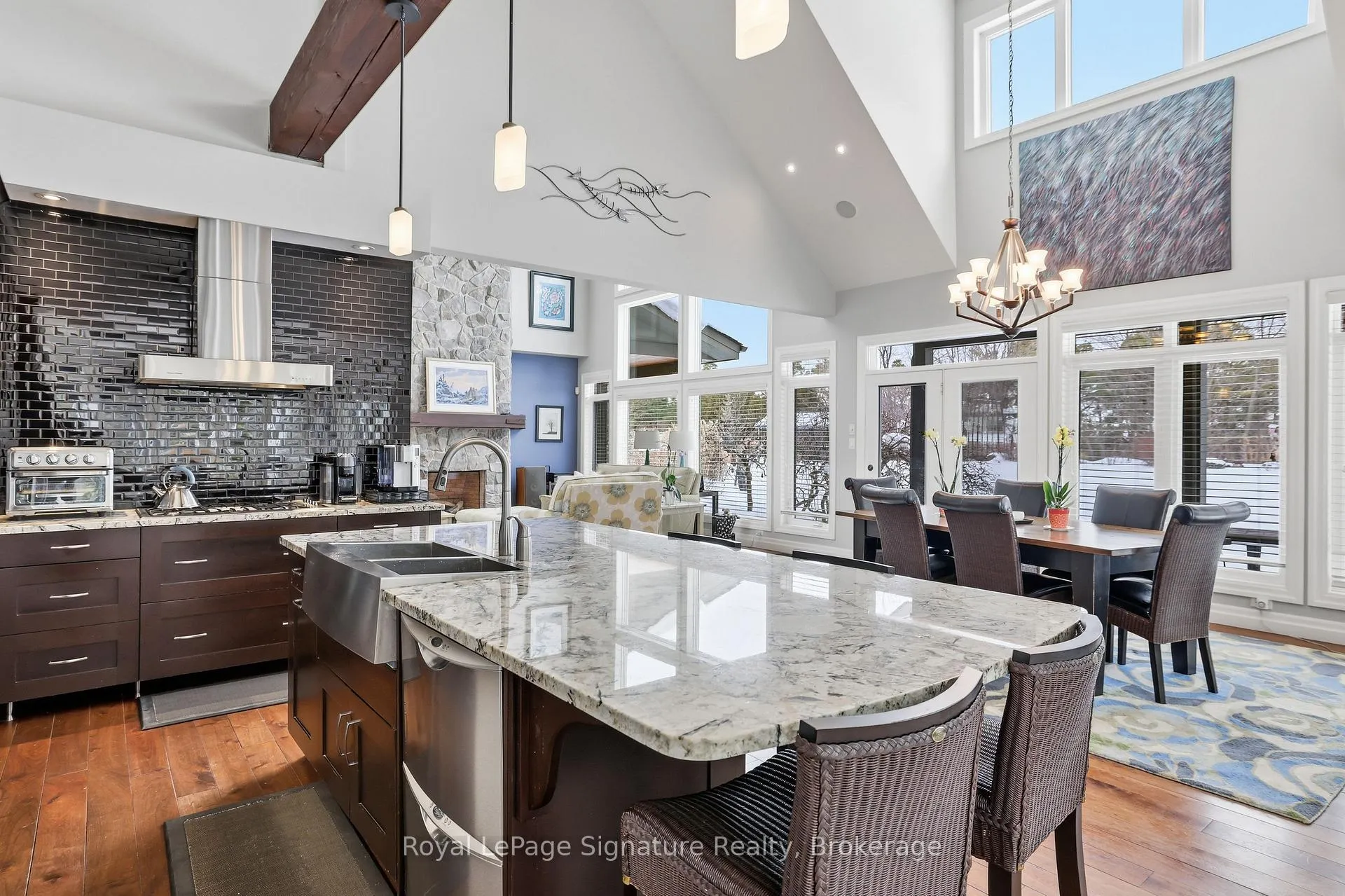 Photo 10 of 176 High Bluff Lane, Blue Mountains — HOMEH