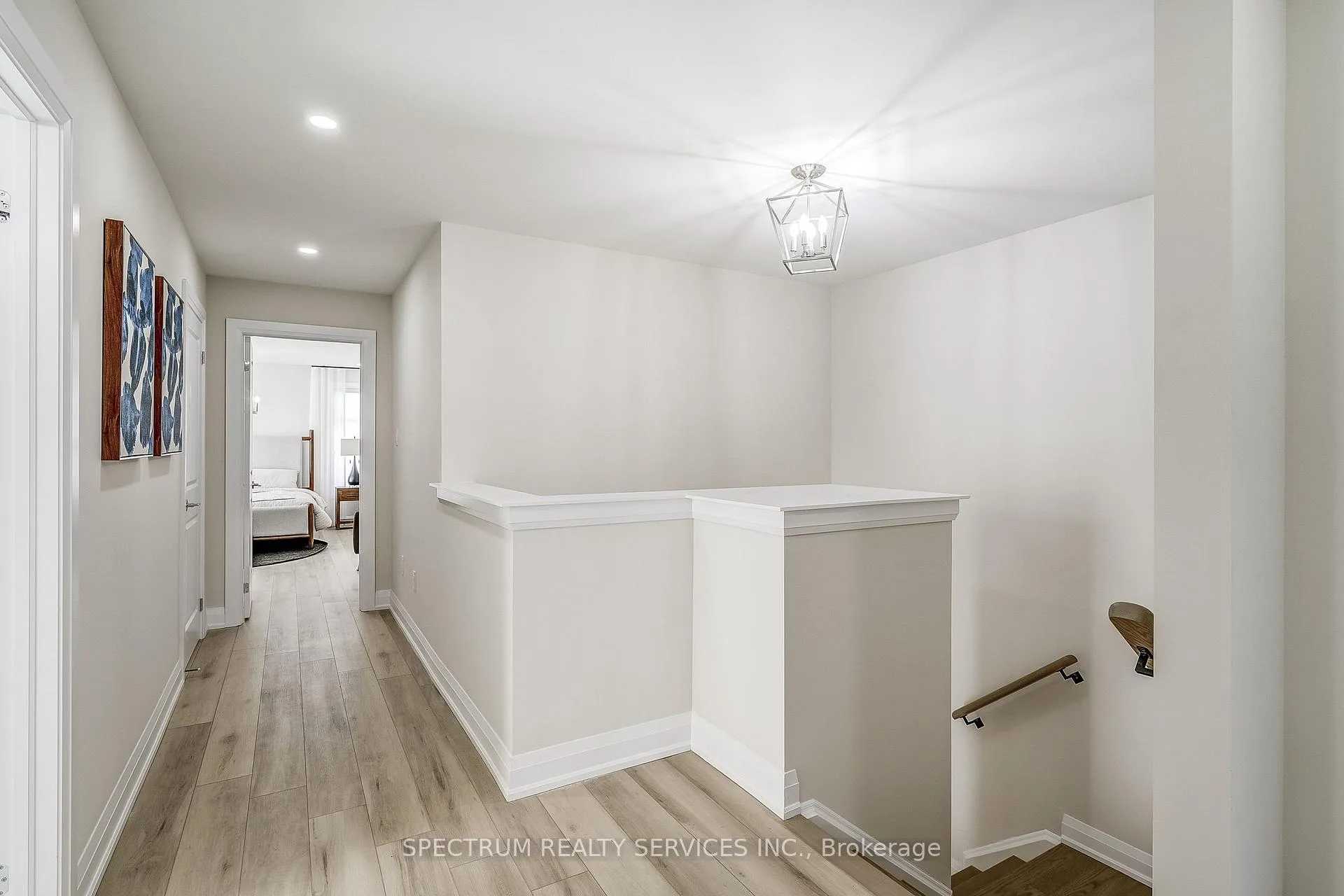 Photo 4 of 139 Adario Crescent, Vaughan, Vellore Village — HOMEH