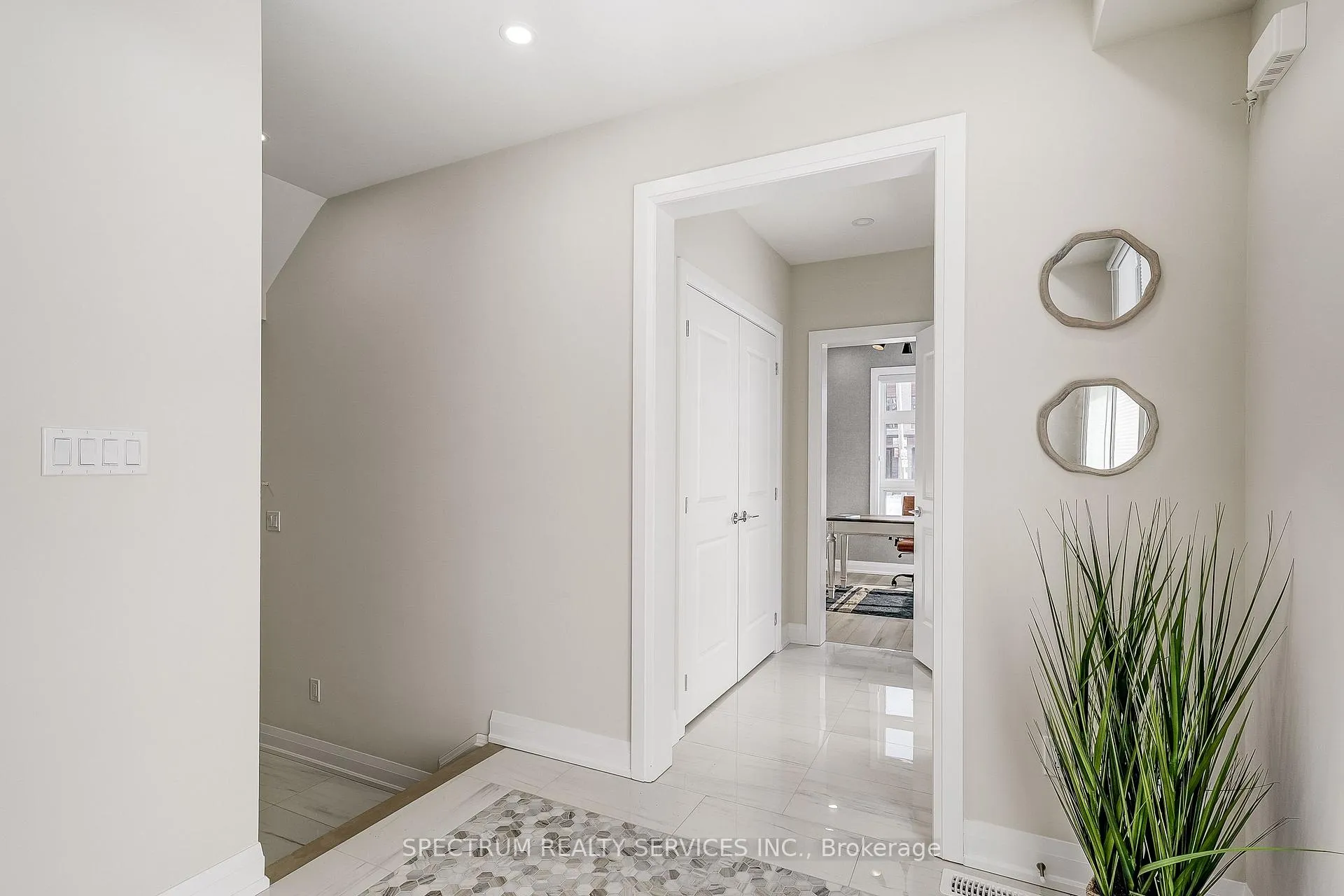 Photo 17 of 139 Adario Crescent, Vaughan, Vellore Village — HOMEH