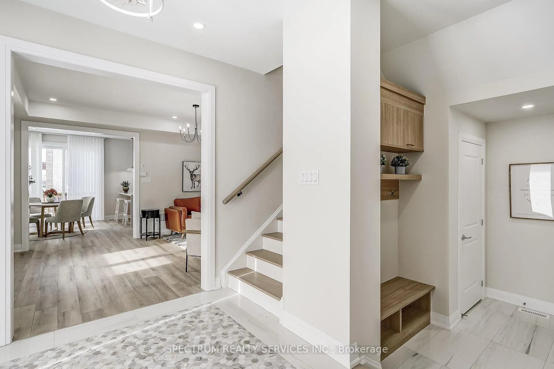 Photo 18 of 139 Adario Crescent, Vaughan, Vellore Village — HOMEH