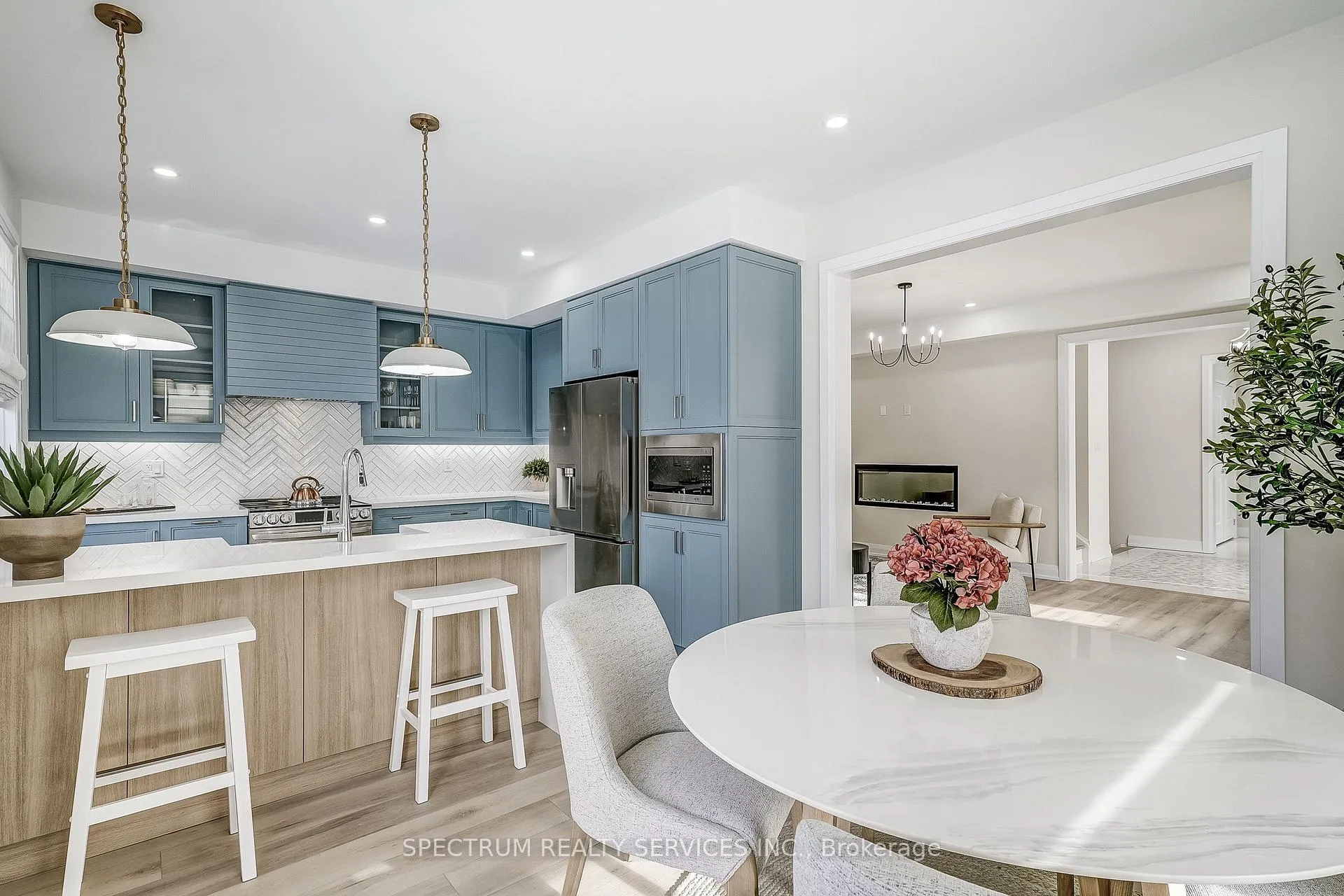 Photo 22 of 139 Adario Crescent, Vaughan, Vellore Village — HOMEH