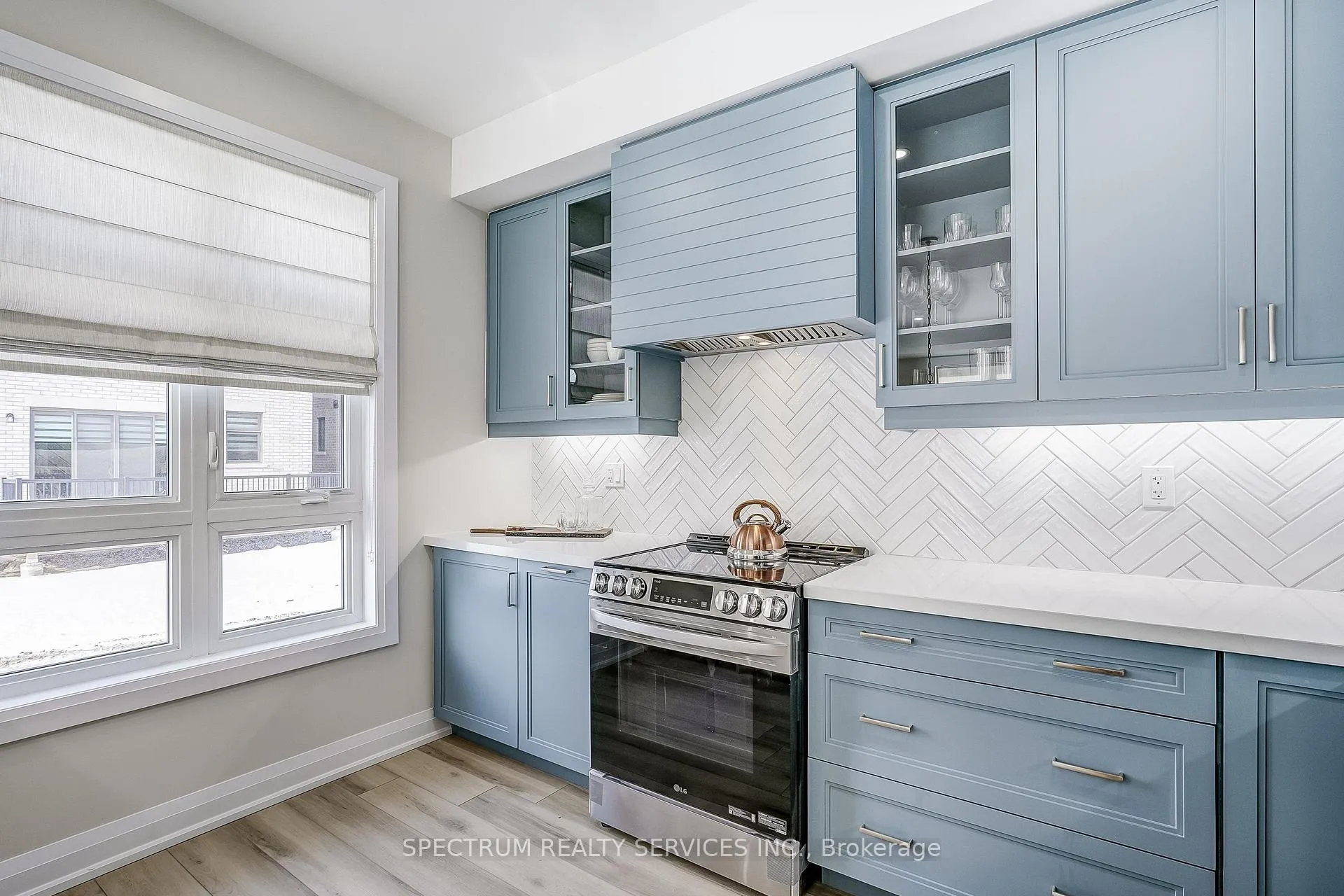 Photo 24 of 139 Adario Crescent, Vaughan, Vellore Village — HOMEH