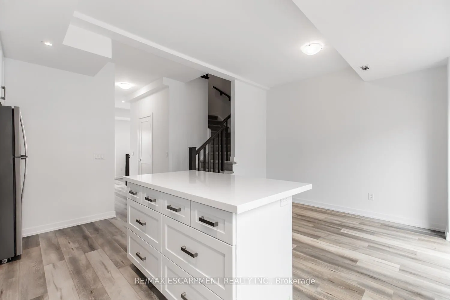 Photo 16 of Unit 4, 70 Kenesky Drive, Hamilton, Waterdown — HOMEH