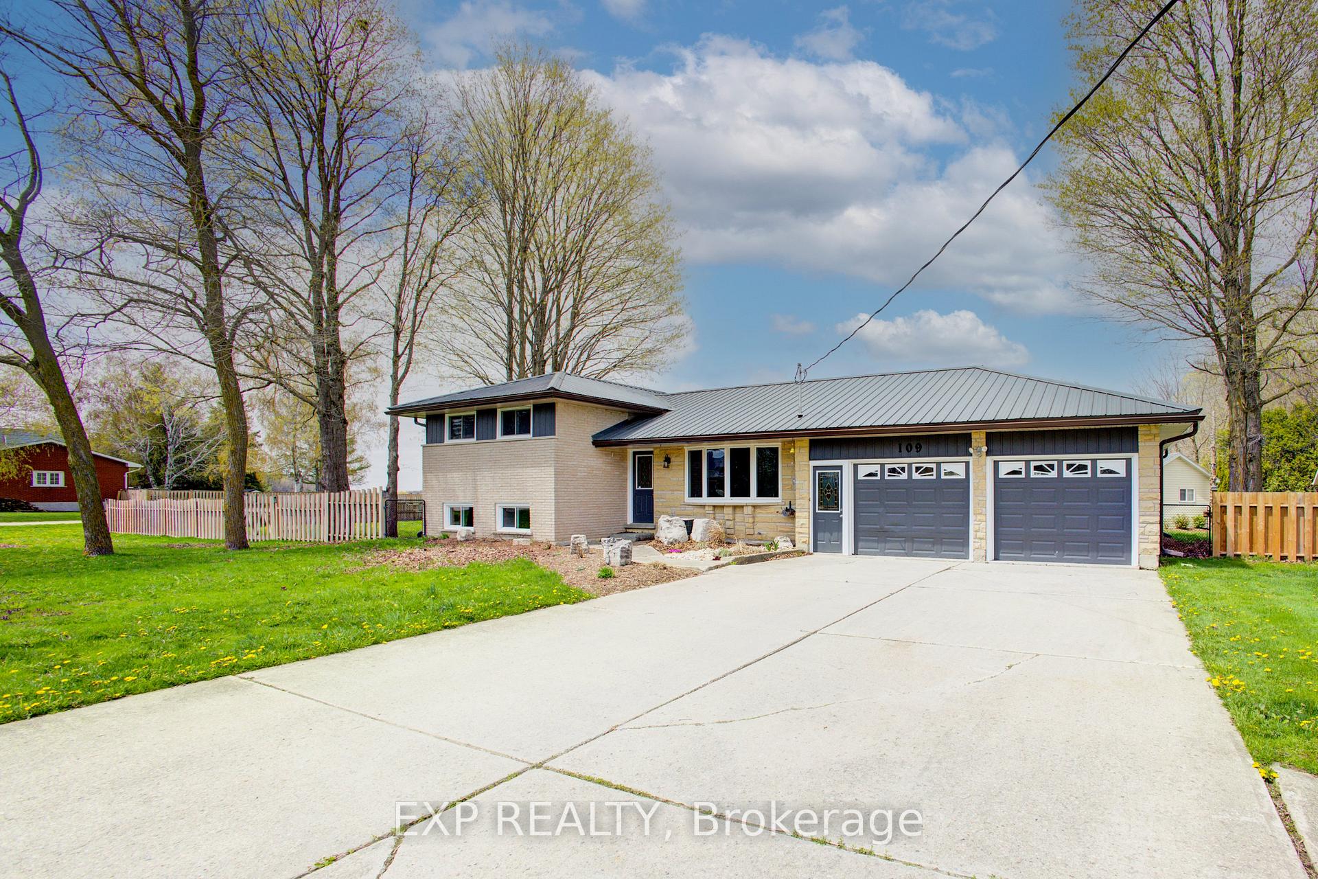 Photo 1 of 109 Mcgivern Street, Mapleton, Rural Mapleton — HOMEH