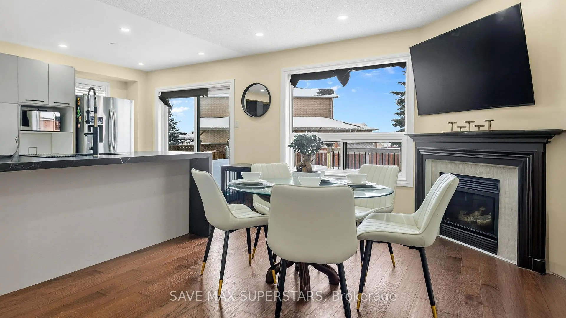 Photo 15 of 54 Gore Drive, Barrie, Ardagh — HOMEH