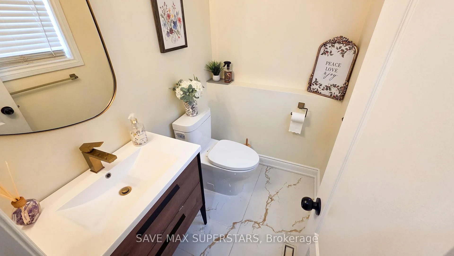 Photo 34 of 54 Gore Drive, Barrie, Ardagh — HOMEH
