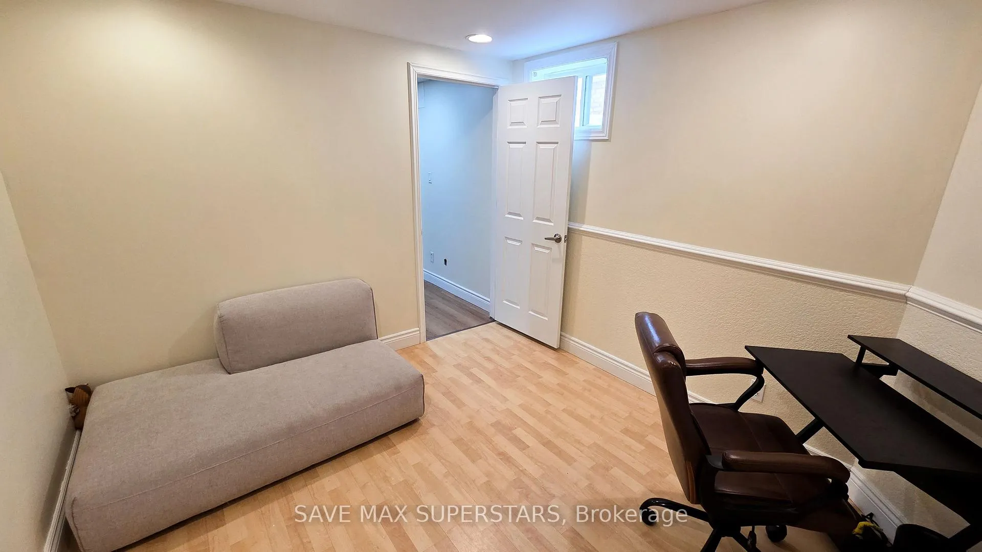 Photo 43 of 54 Gore Drive, Barrie, Ardagh — HOMEH