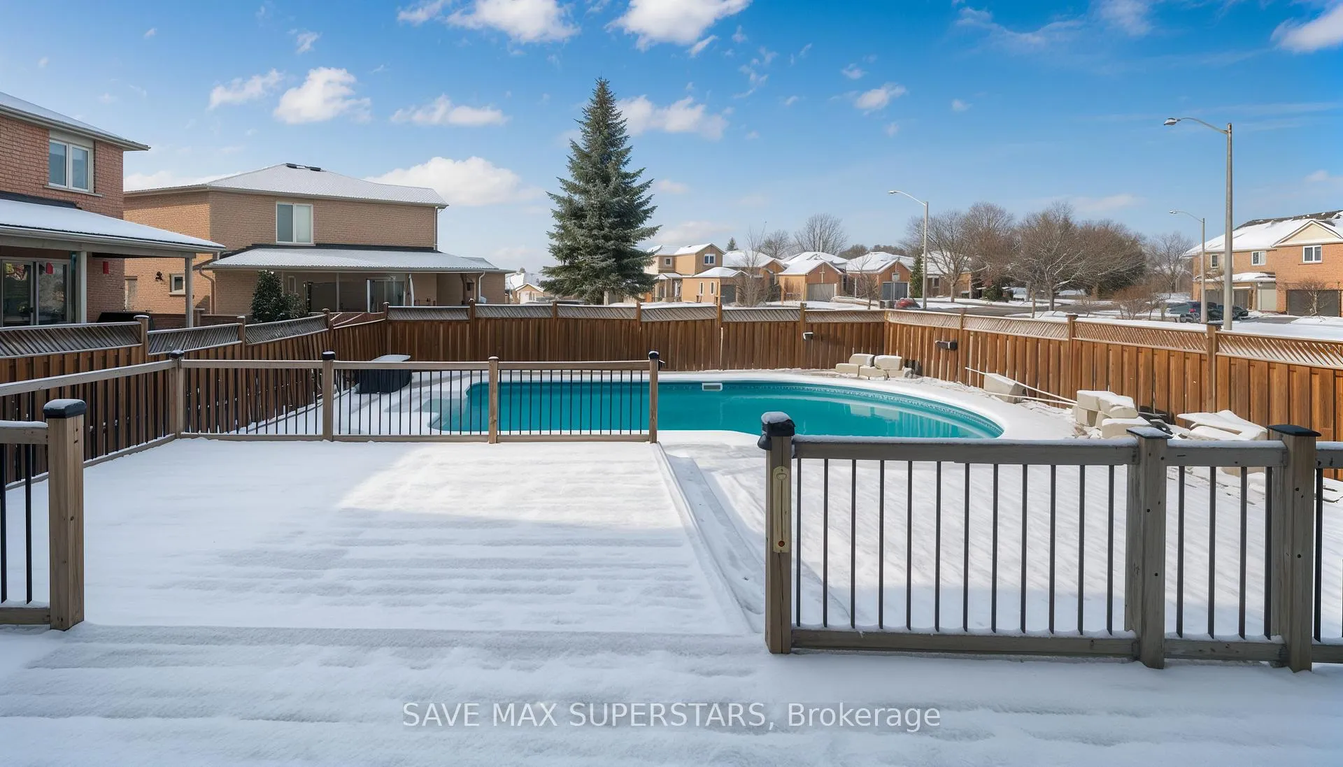 Photo 45 of 54 Gore Drive, Barrie, Ardagh — HOMEH