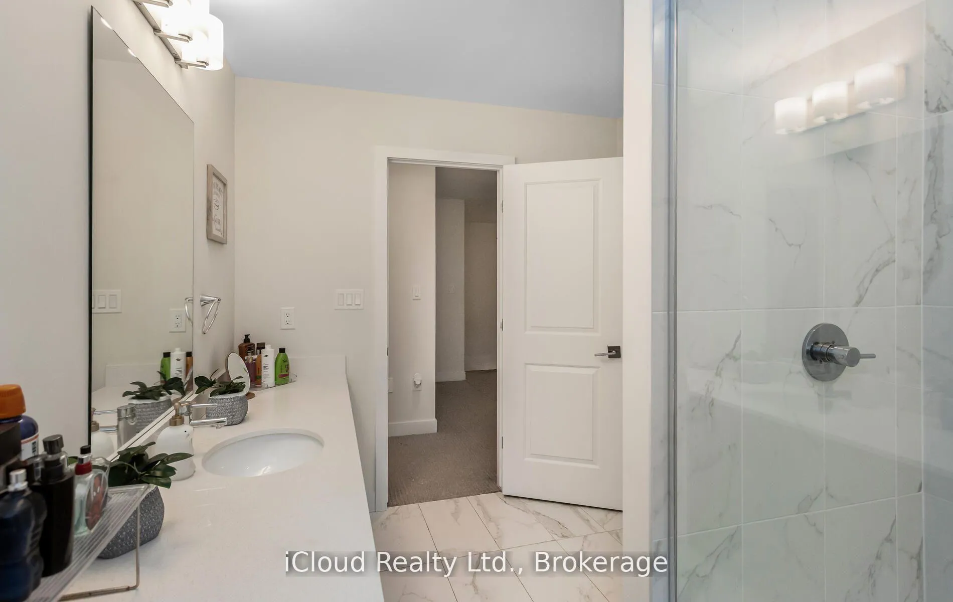 Photo 33 of 120 Bedrock Drive, Hamilton, Stoney Creek Mountain — HOMEH