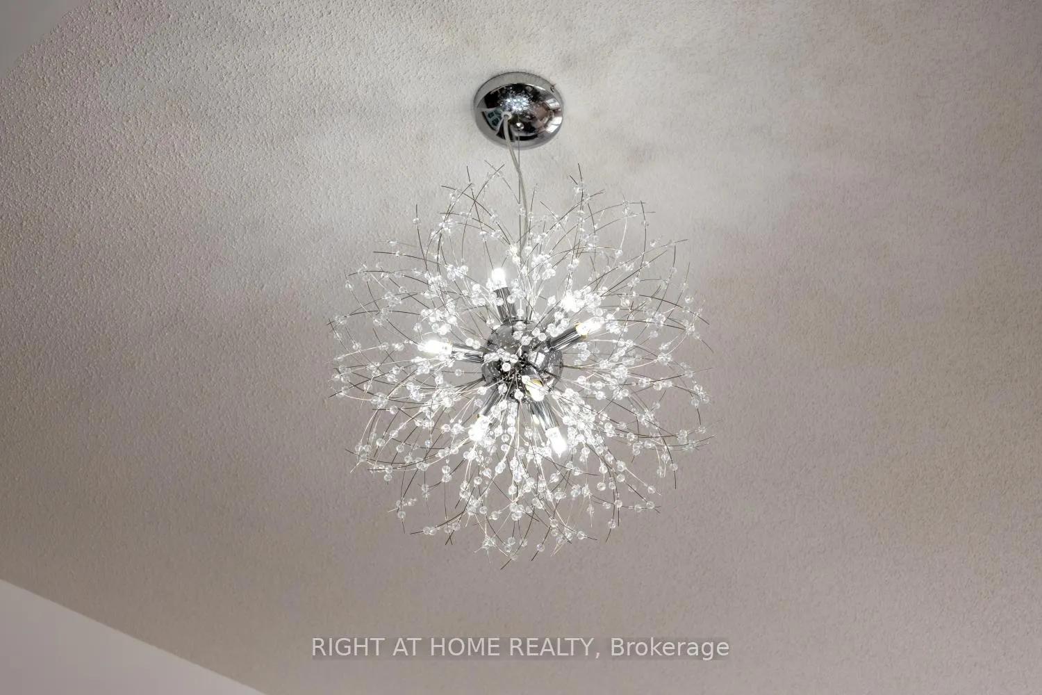 Photo 18 of Unit 402, 50 Lakebreeze Drive, Clarington, Newcastle — HOMEH
