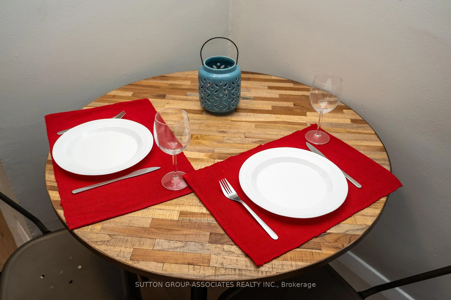 Photo 16 of Unit 2, 582 St Clair Avenue W, Toronto, Humewood-Cedarvale — HOMEH