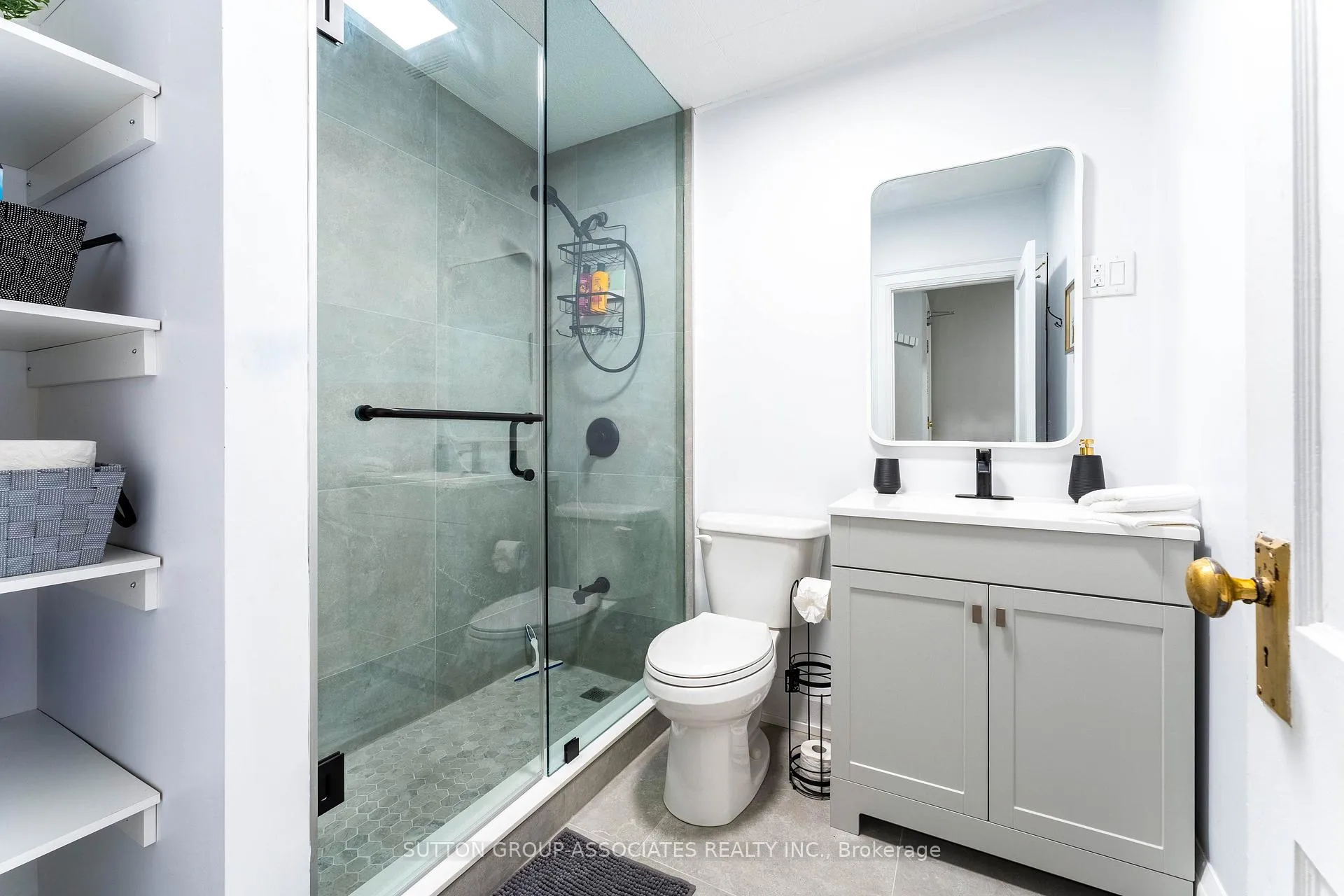 Photo 24 of Unit 2, 582 St Clair Avenue W, Toronto, Humewood-Cedarvale — HOMEH