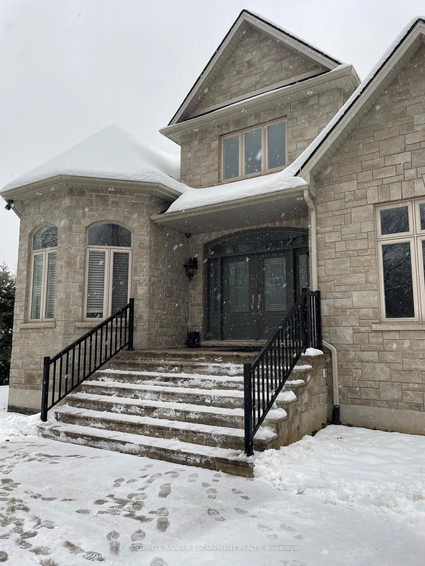 Photo 3 of 4449 Milburough Line, Burlington, Rural Burlington — HOMEH