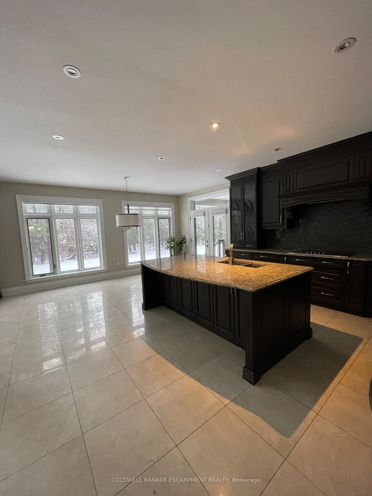 Photo 5 of 4449 Milburough Line, Burlington, Rural Burlington — HOMEH