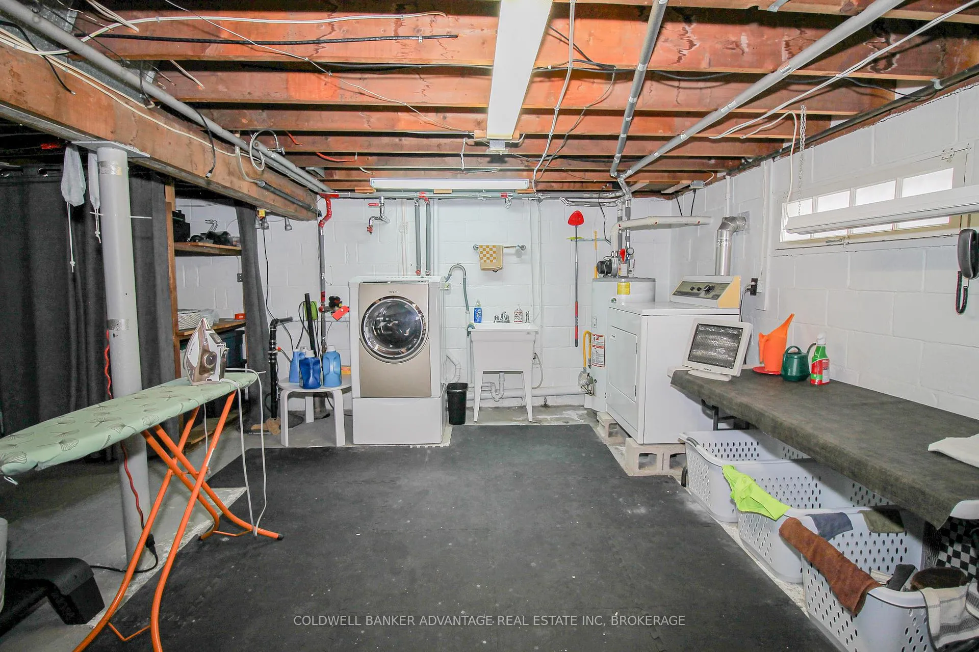Photo 29 of 113 Golden Boulevard W, Welland, Lincoln/Crowland — HOMEH
