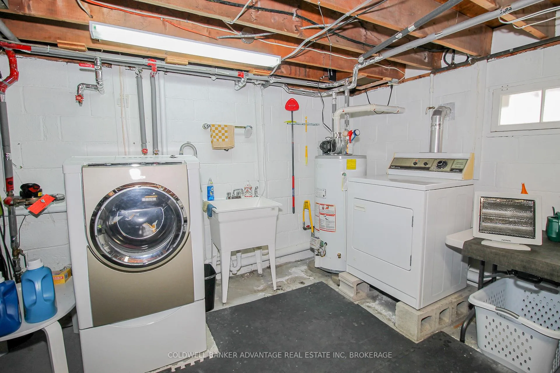 Photo 30 of 113 Golden Boulevard W, Welland, Lincoln/Crowland — HOMEH