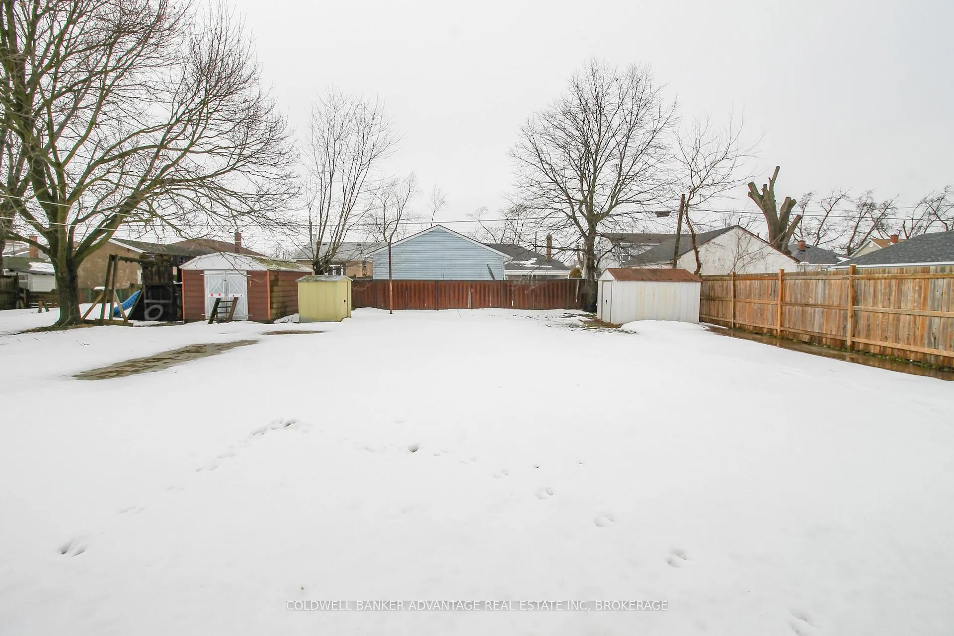 Photo 34 of 113 Golden Boulevard W, Welland, Lincoln/Crowland — HOMEH