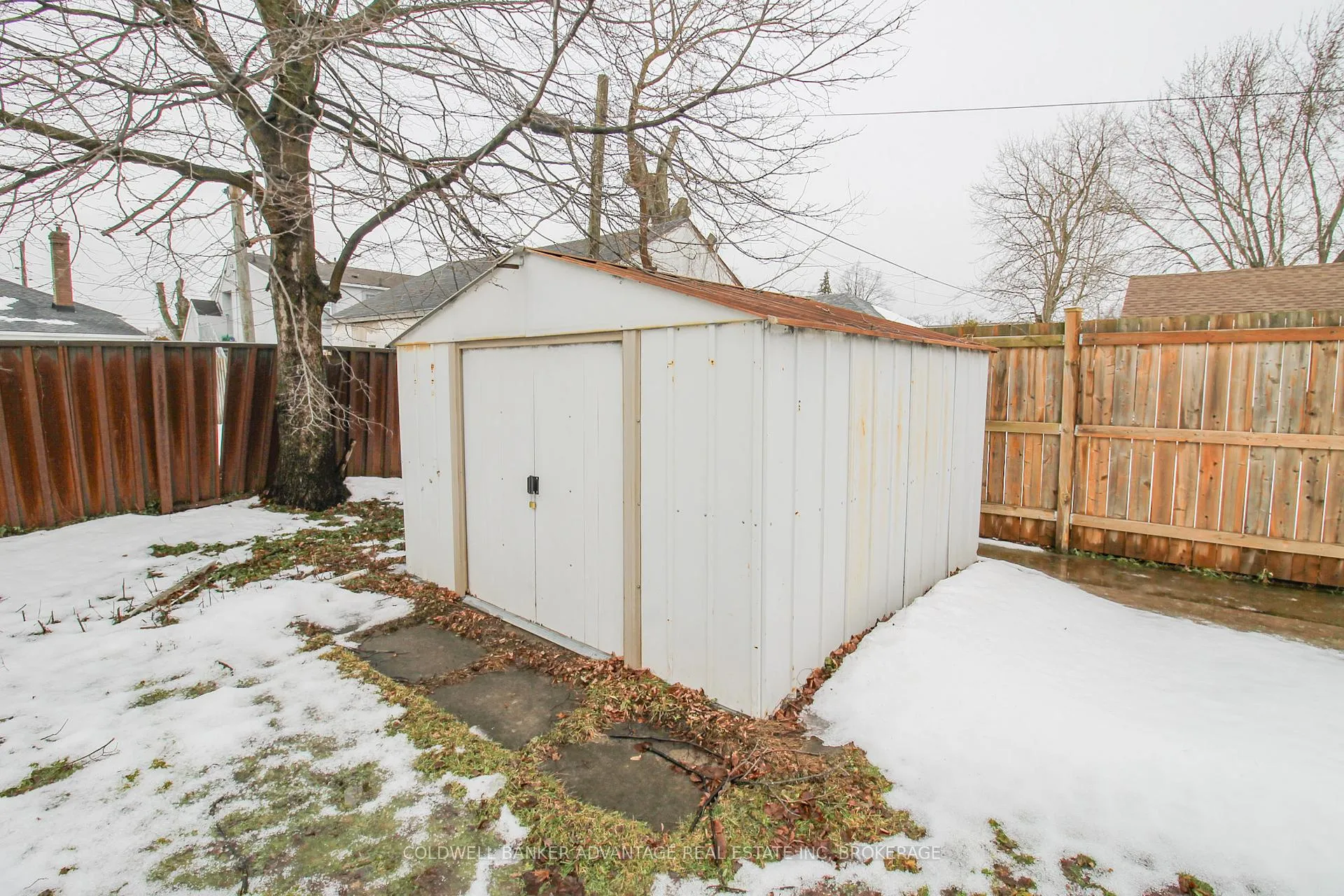 Photo 35 of 113 Golden Boulevard W, Welland, Lincoln/Crowland — HOMEH