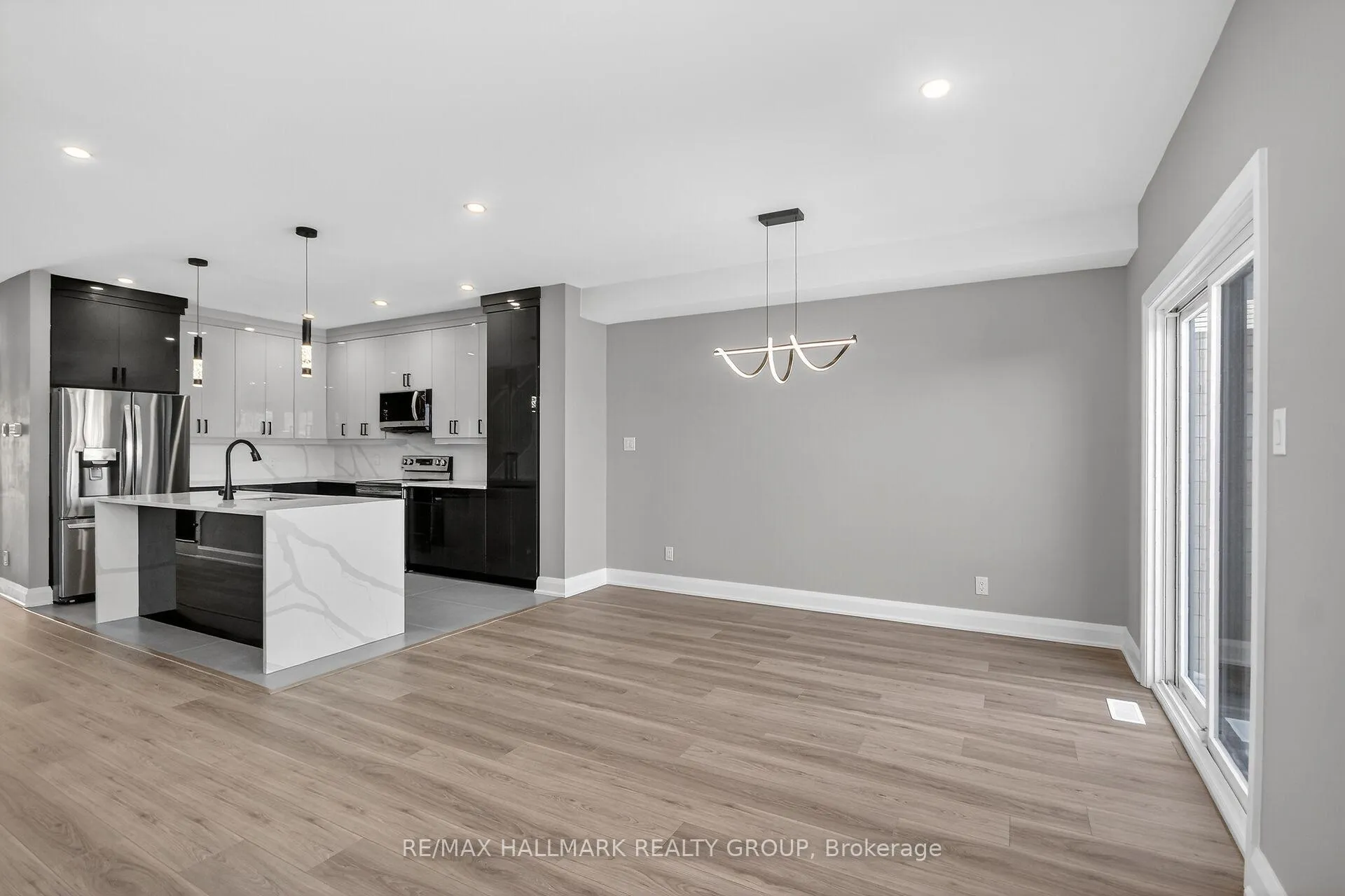 Photo 16 of Unit Main/second floor Unit, 78 Burnett's Grove Circle, Ottawa, Barrhaven - Pheasant Run — HOMEH
