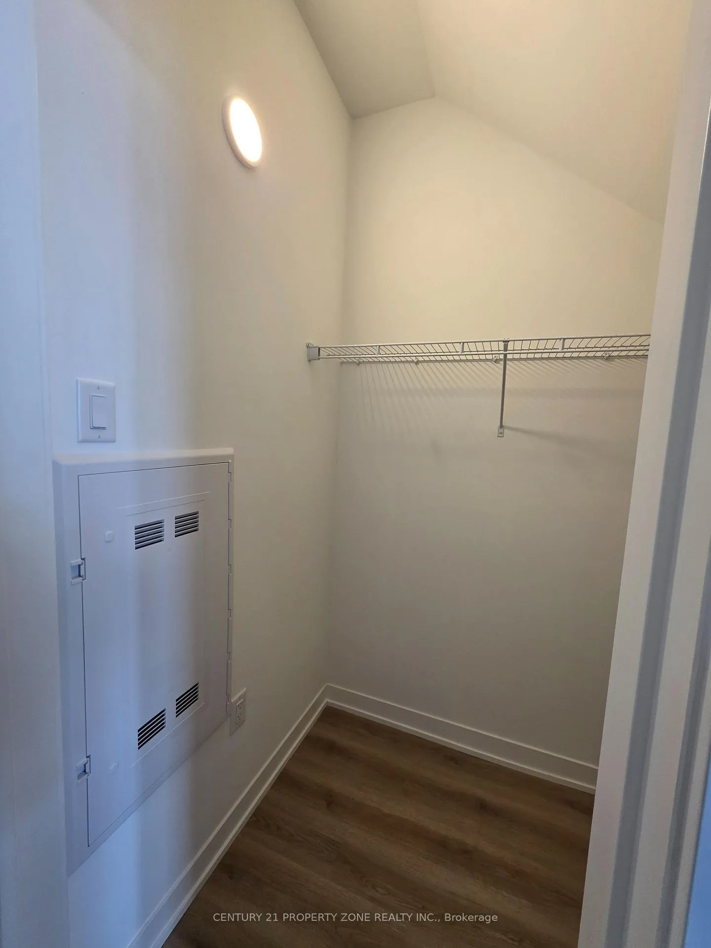 Photo 5 of Unit 160, 90 All Nations Drive, Brampton, Northwest Brampton — HOMEH