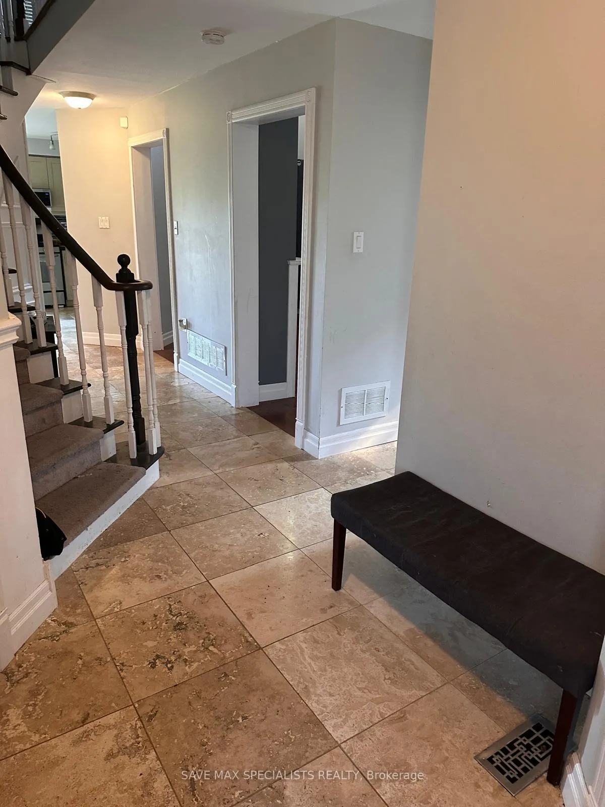 Photo 3 of 5 Mccullough Avenue, New Tecumseth, Beeton — HOMEH