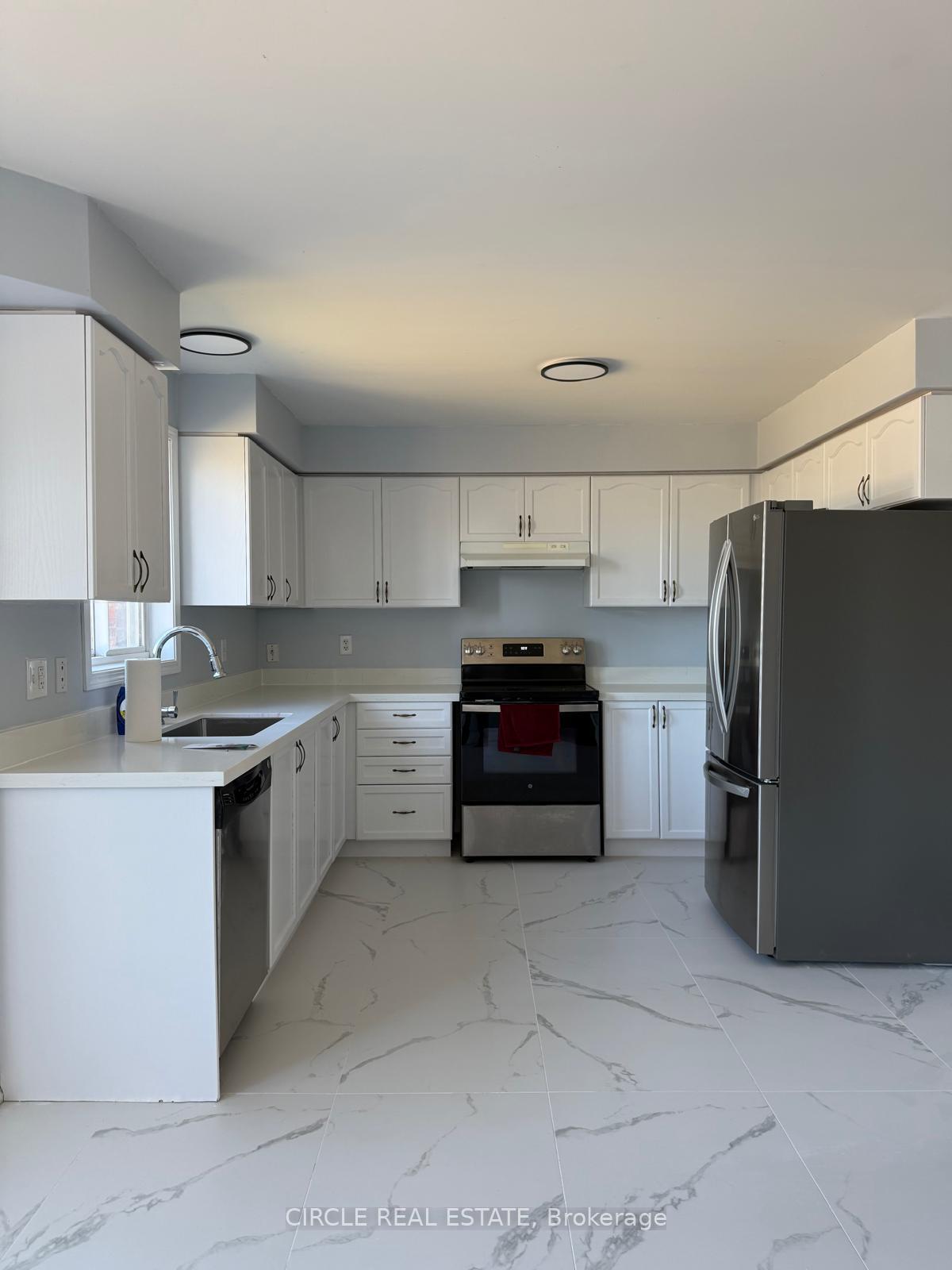 Photo 2 of 1531 Rankin Way, Innisfil, Alcona — HOMEH