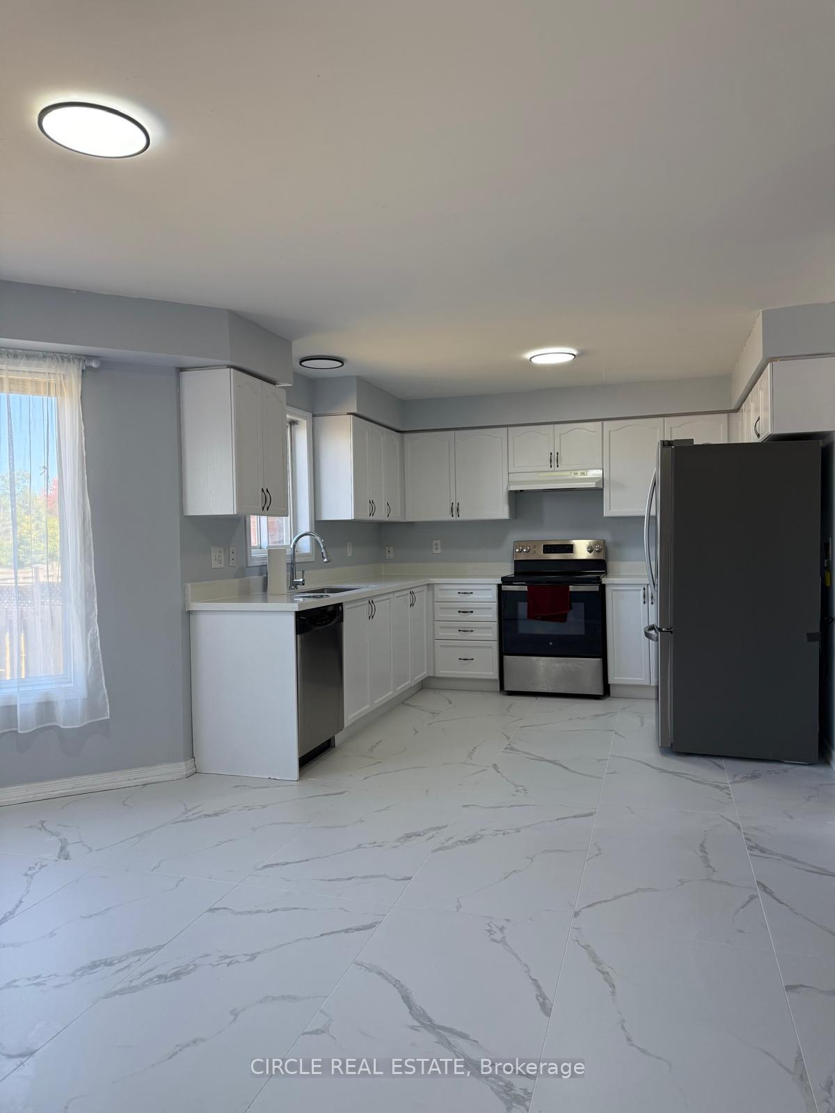 Photo 3 of 1531 Rankin Way, Innisfil, Alcona — HOMEH