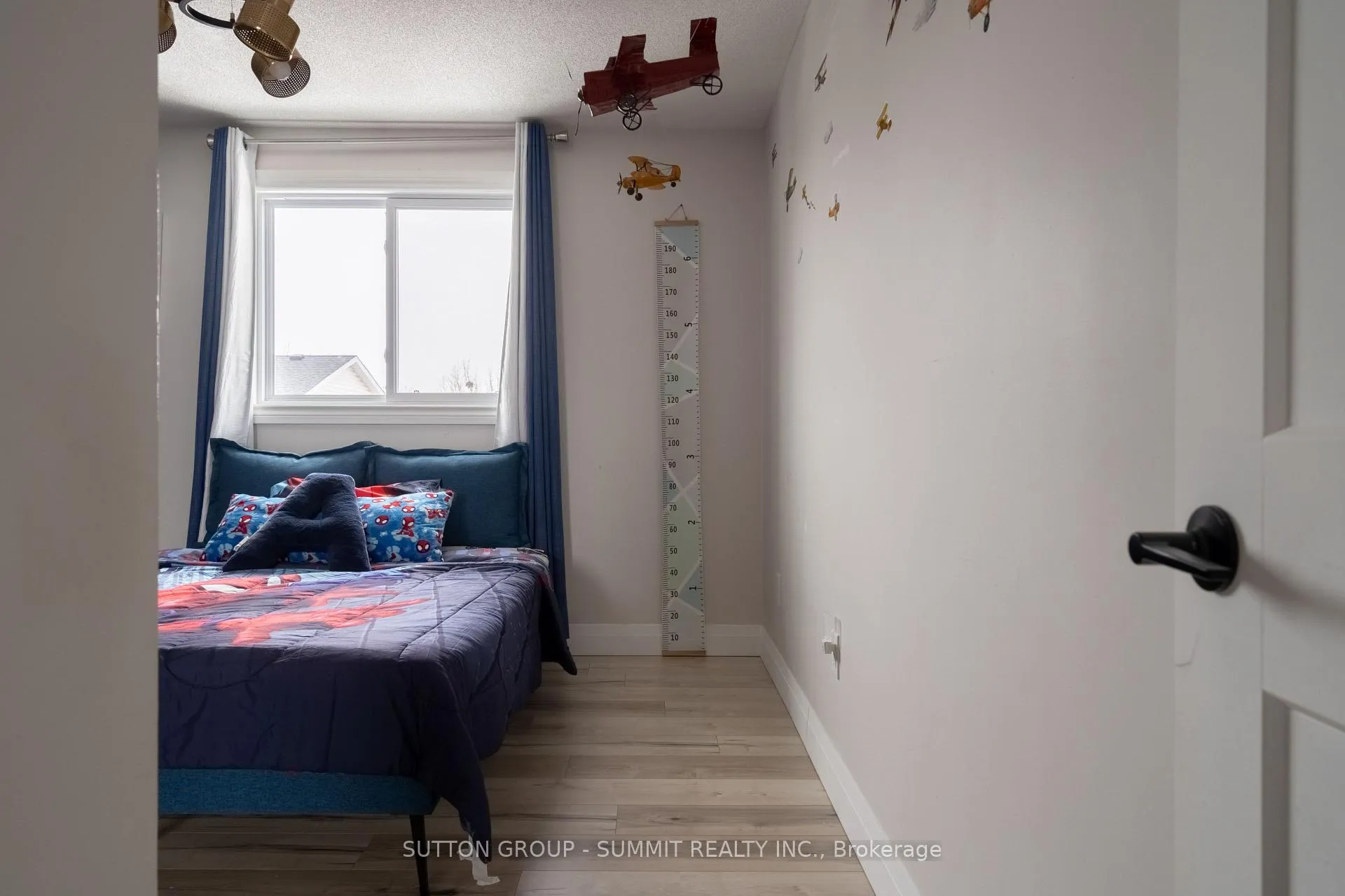 Photo 23 of 30 Buchanan Crescent, Thorold, Confederation Heights — HOMEH