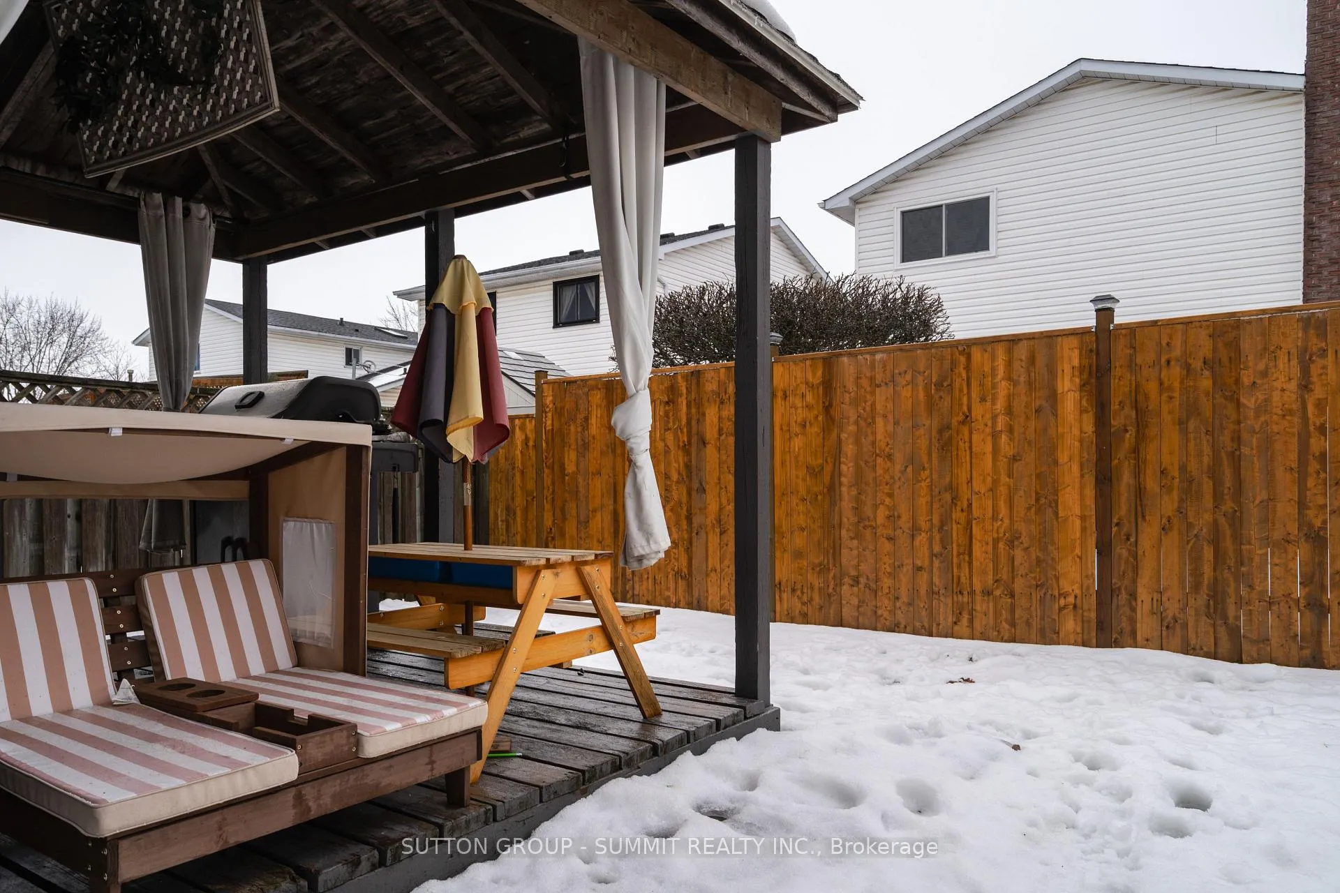 Photo 48 of 30 Buchanan Crescent, Thorold, Confederation Heights — HOMEH