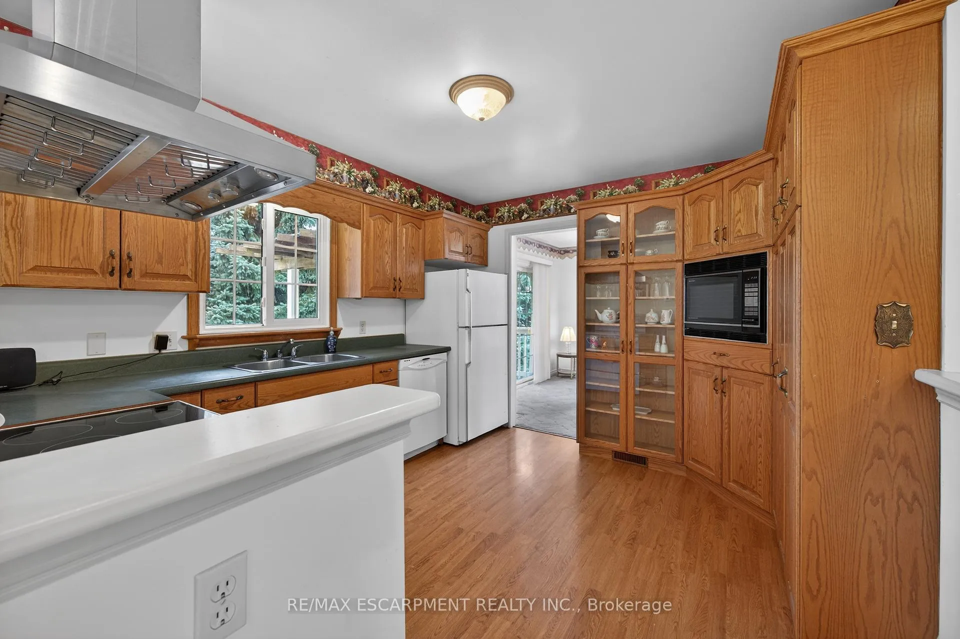 Photo 20 of 4 Hunter Road, Grimsby, Grimsby West — HOMEH