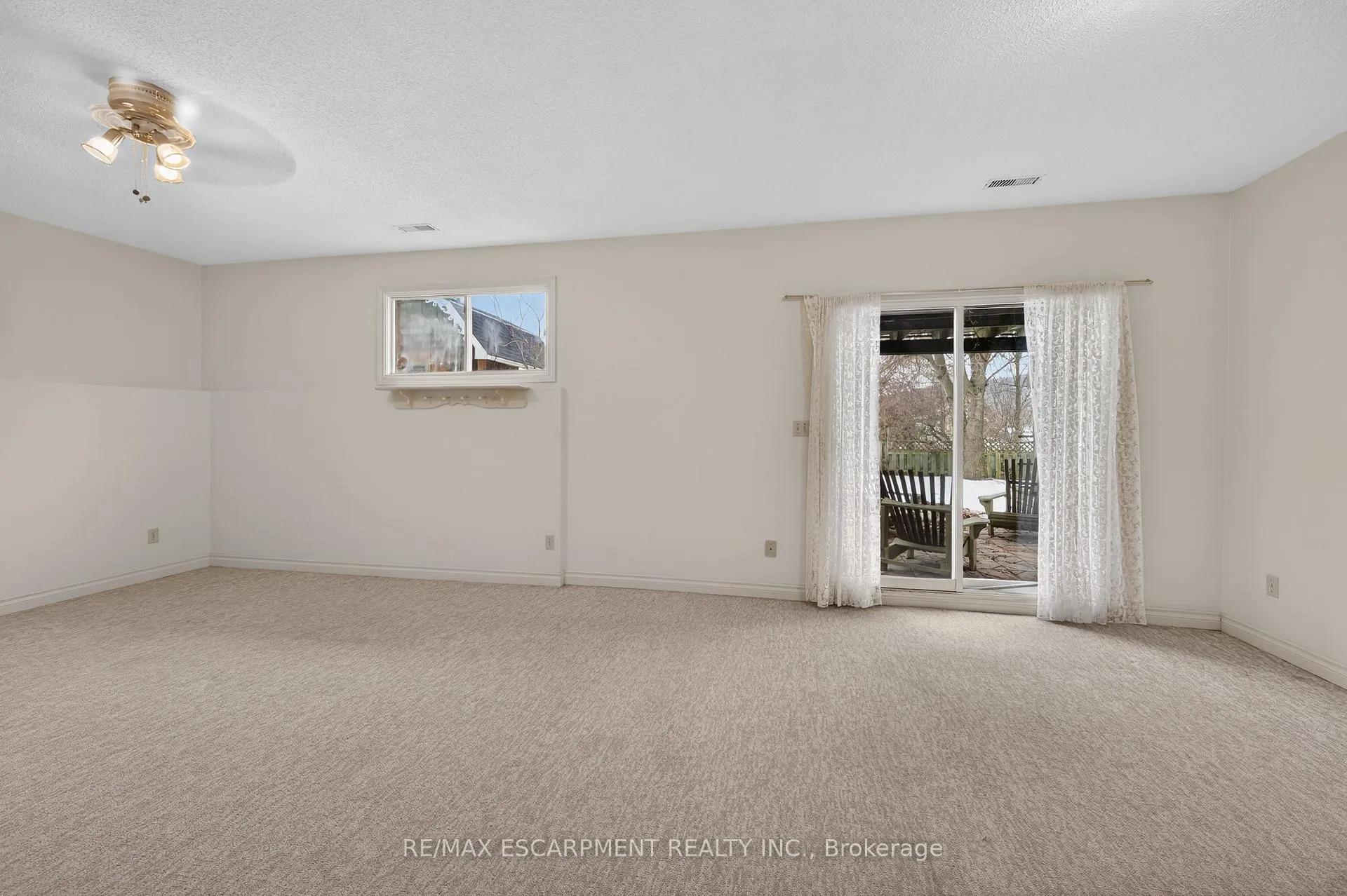 Photo 42 of 4 Hunter Road, Grimsby, Grimsby West — HOMEH