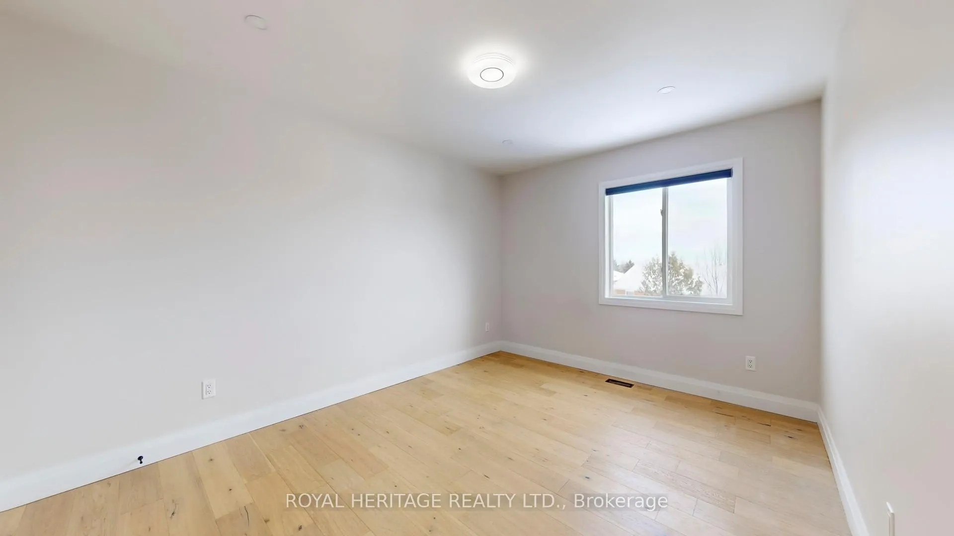 Photo 25 of 53 Meadow's End Crescent, Uxbridge — HOMEH